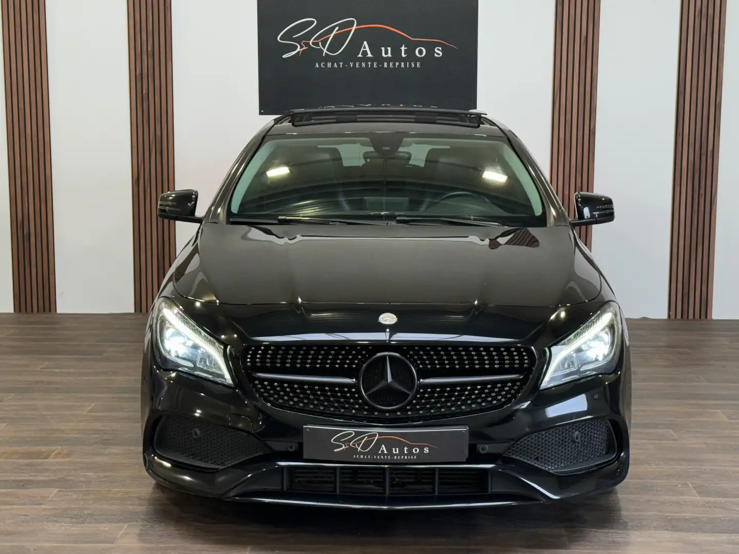 Mercedes-Benz CLA 200 d 4-Matic(EU6d)* TOIT PANO* PACK AMG * BOITE AUTO Zwart - 2