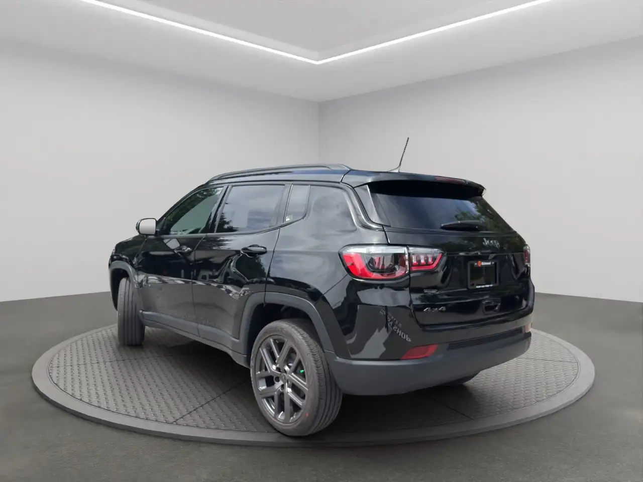 Jeep Compass снимка Jeep Compass
