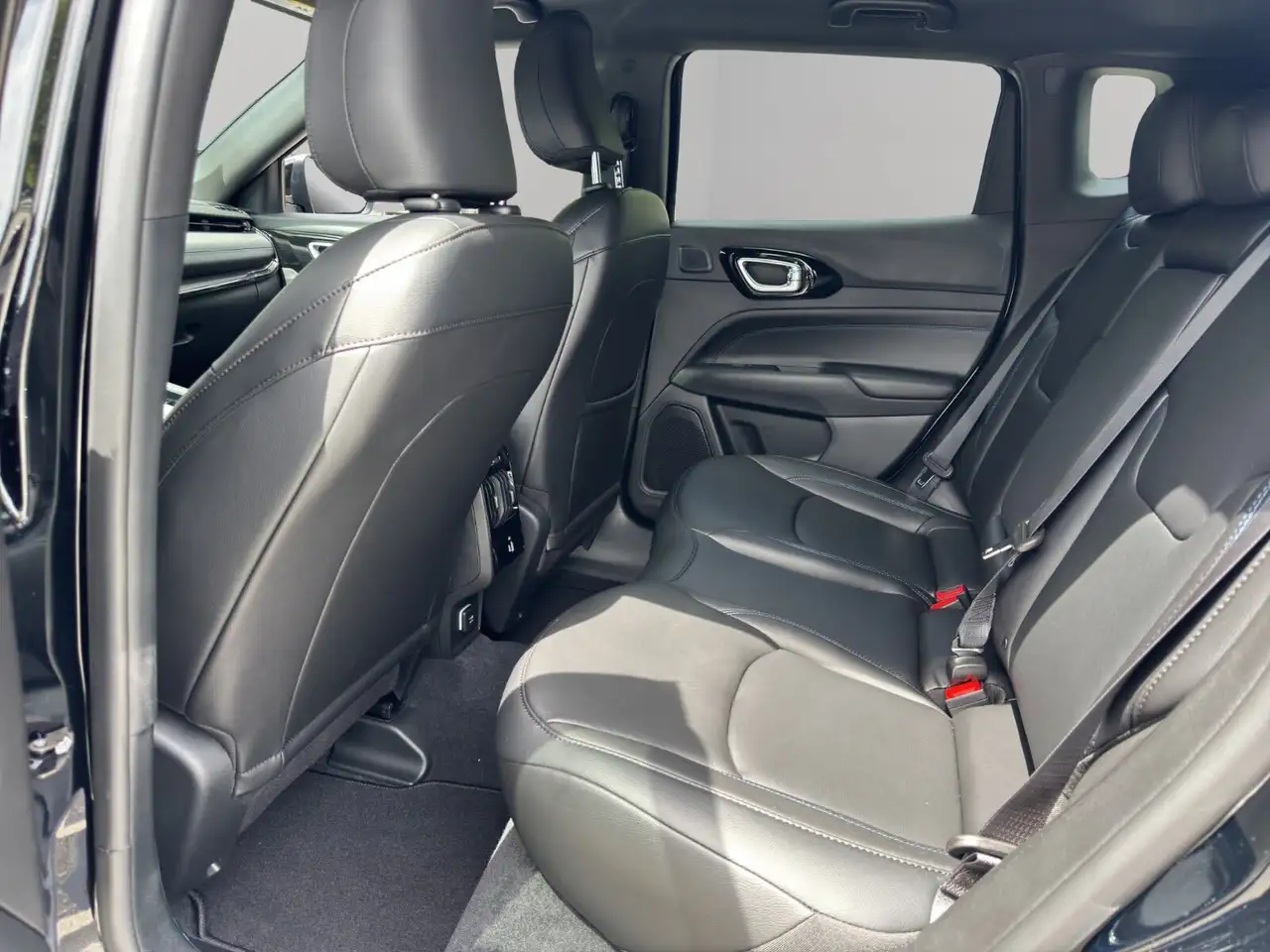 Jeep Compass снимка Jeep Compass