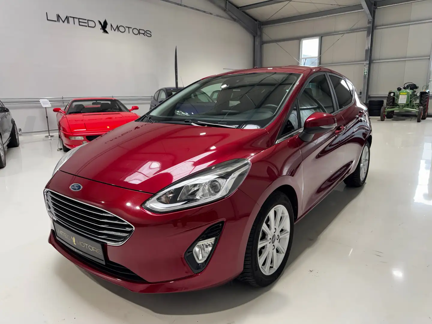 Ford Fiesta Titanium 1. Hand Klima SHZ Navi LenkradHZ PDC LED Rot - 1