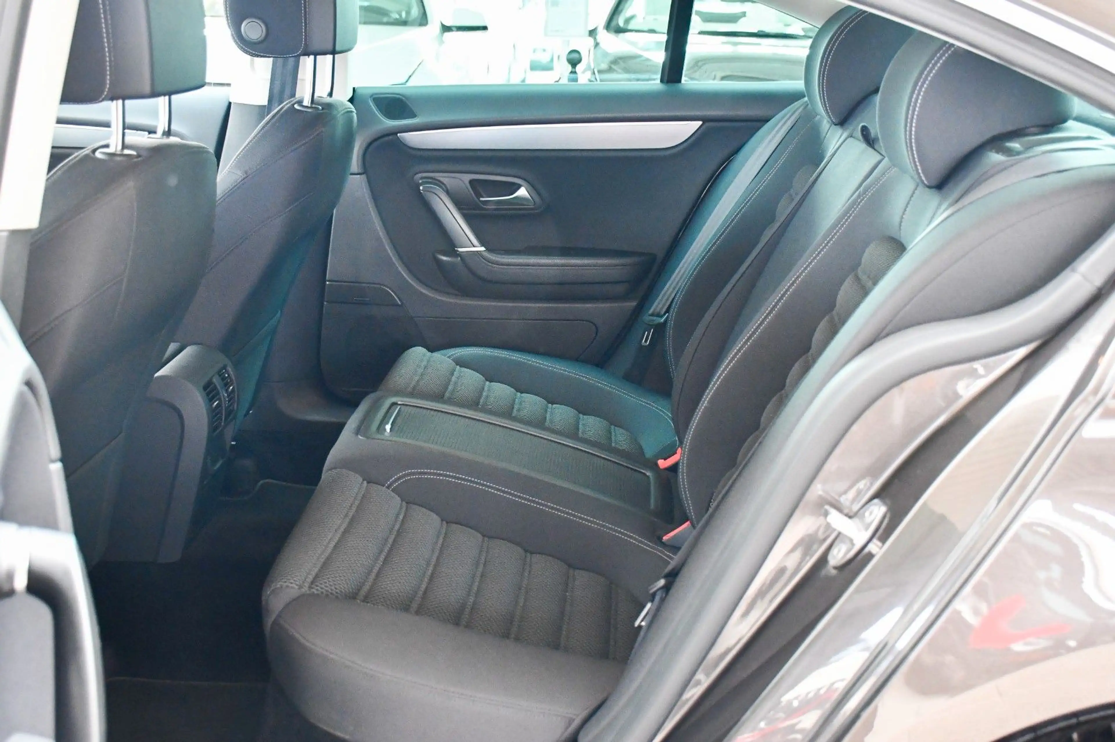 Volkswagen CC Navi Massage Sitzklima&Heizung Kamera Tempom. — photo 14