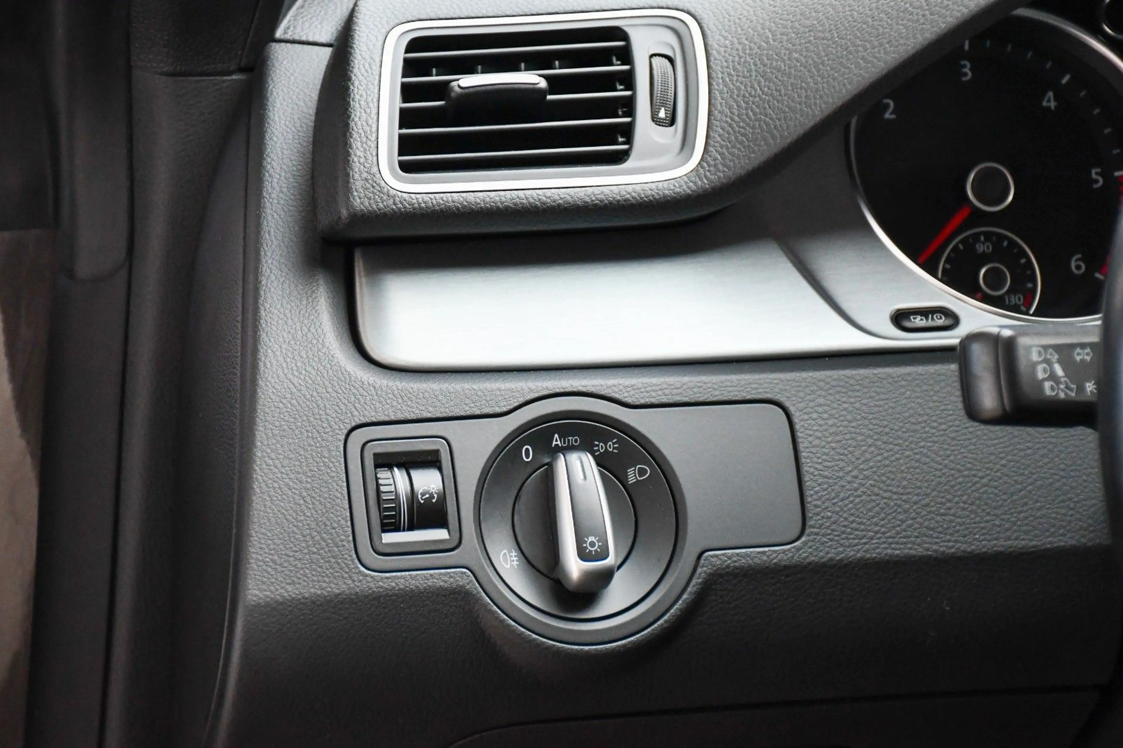 Volkswagen CC Navi Massage Sitzklima&Heizung Kamera Tempom. — photo 9