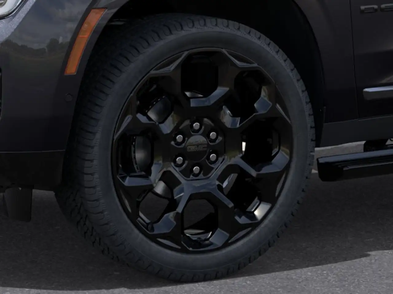GMC Yukon снимка GMC Yukon