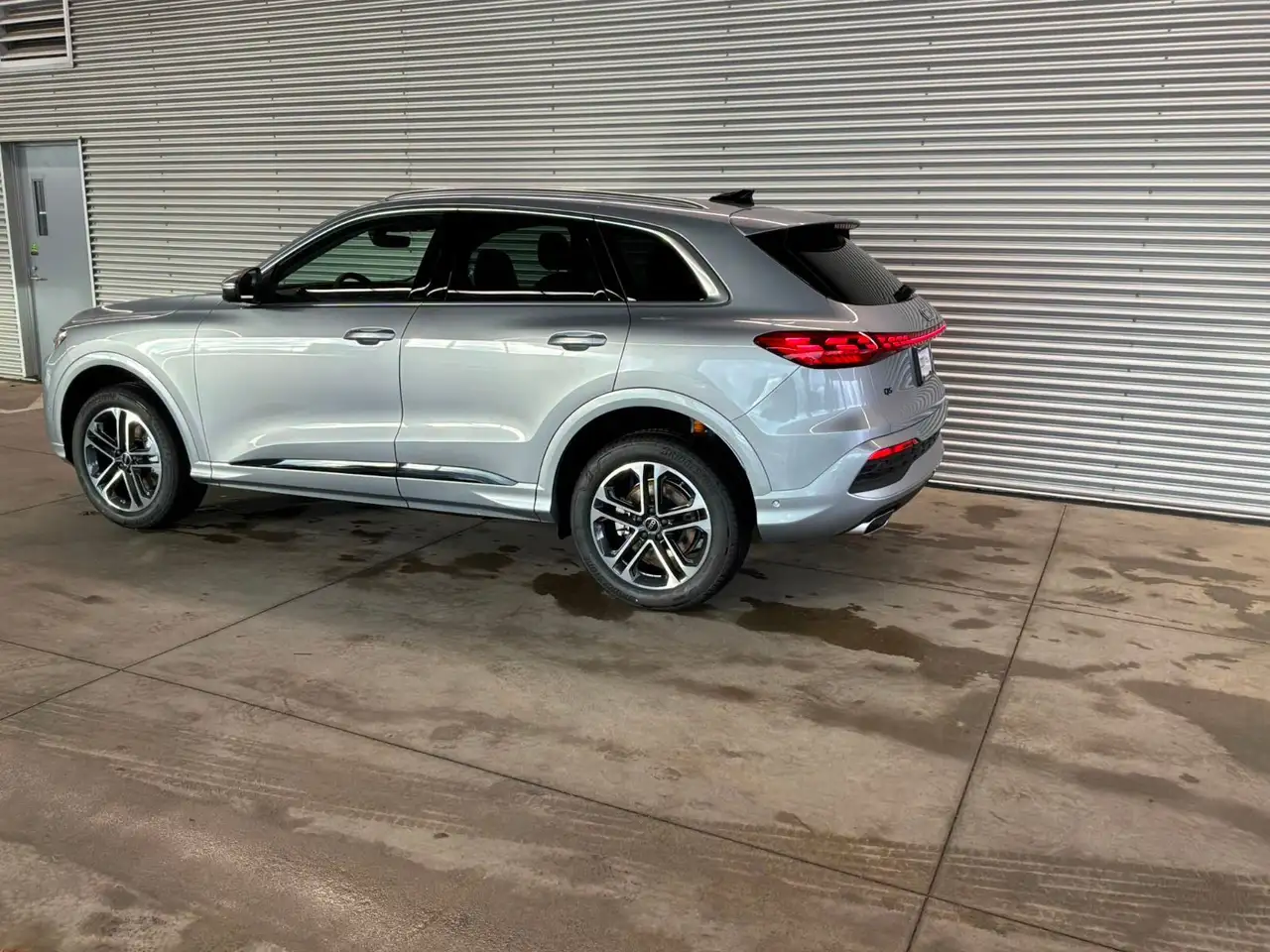 Audi Q5 снимка Audi Q5
