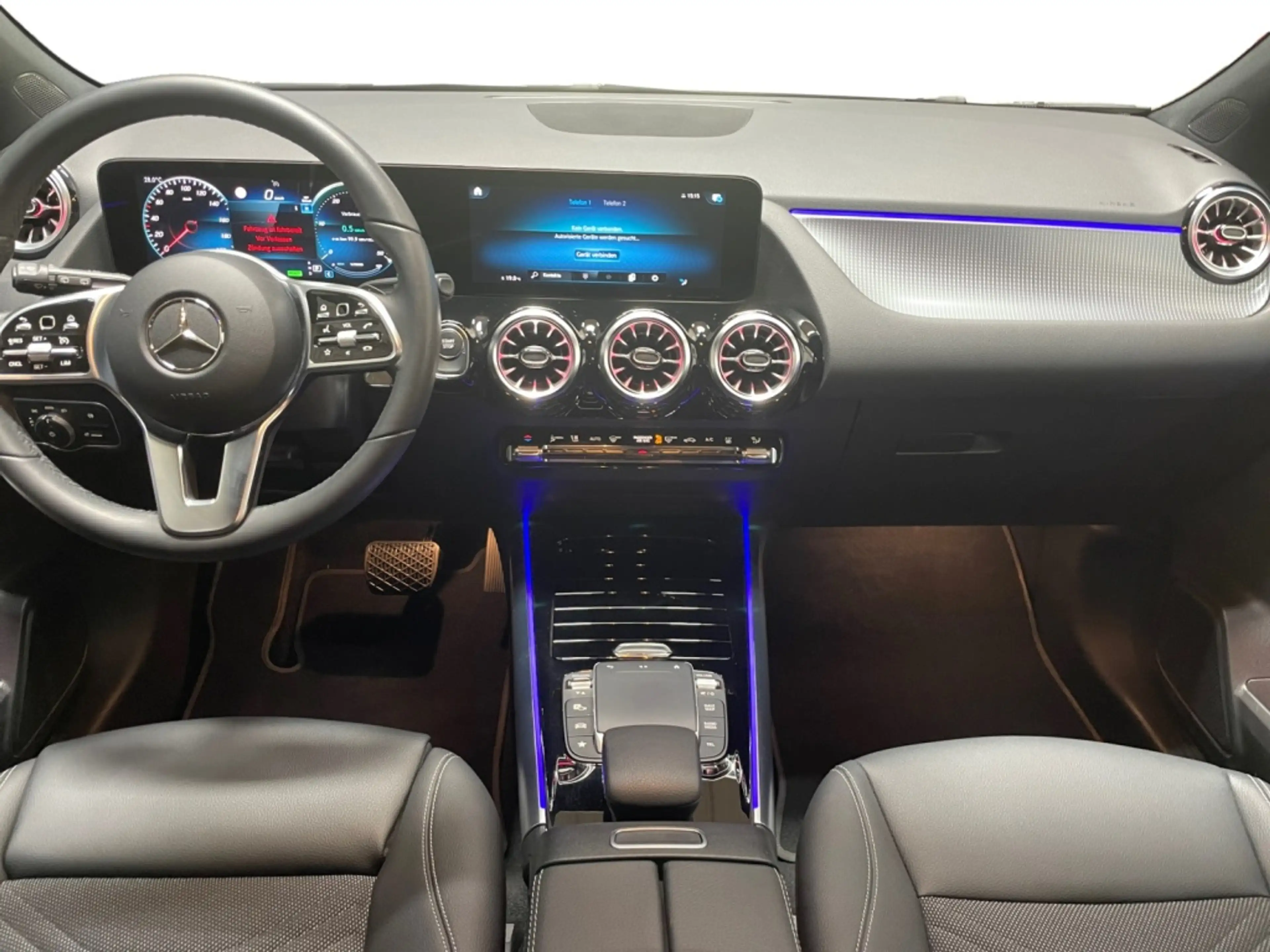 Mercedes-Benz EQA 300 4matic Progressive AMG+MBUX+Progressive — photo 12