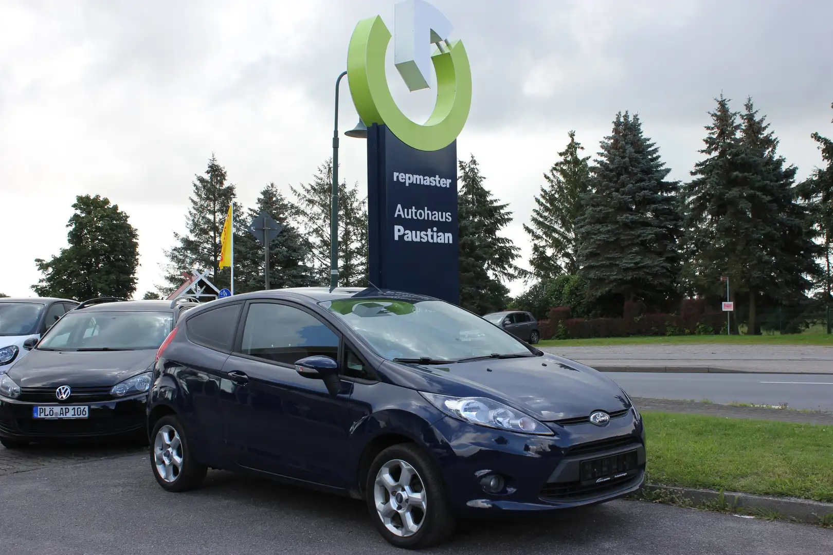 Ford Fiesta Ambiente Bleu - 1
