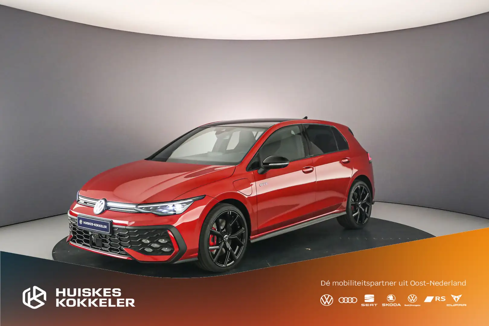 Volkswagen Golf 1.5 eHybrid 272pk GTE Rood - 1