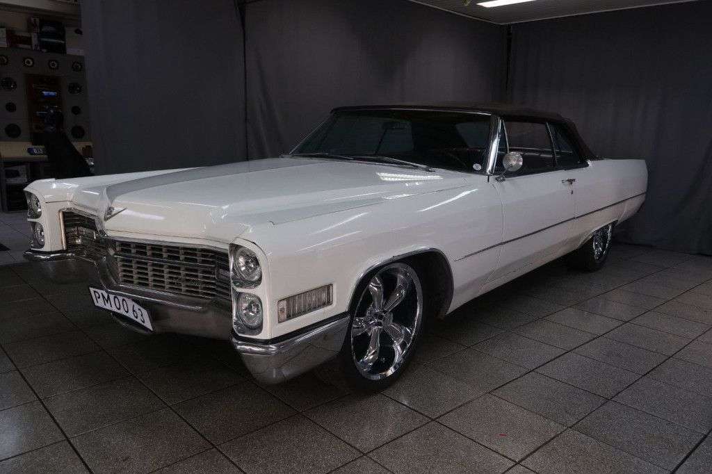 Second hand Cadillac Deville 7.0