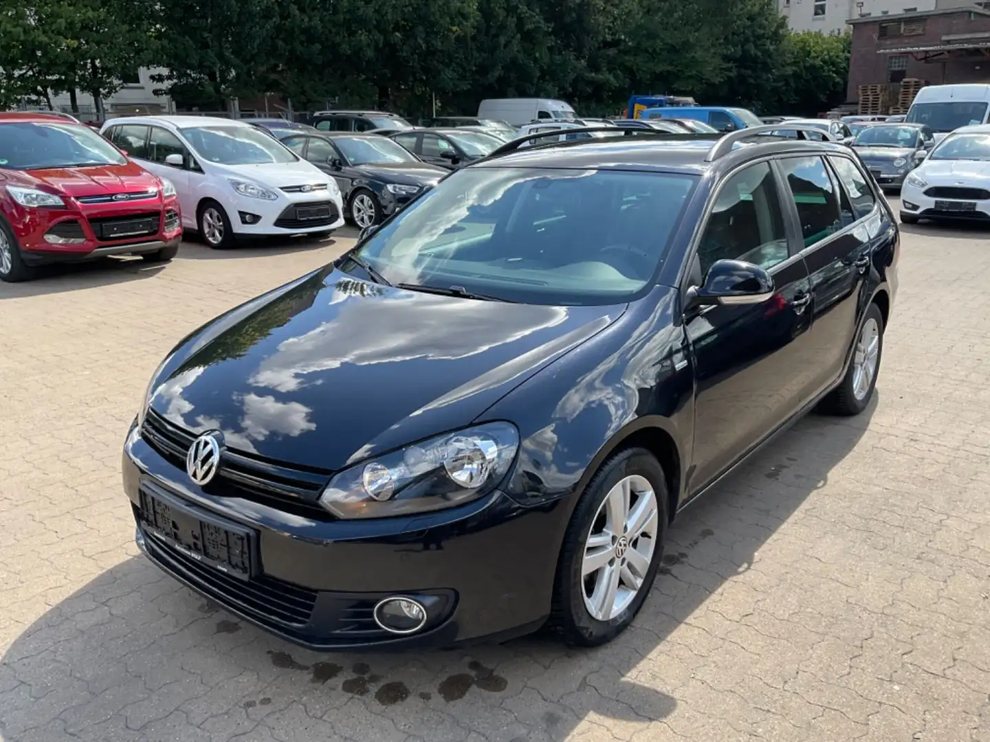 Volkswagen Golf VI Variant Match TÜV 09.2025 Schwarz - 1
