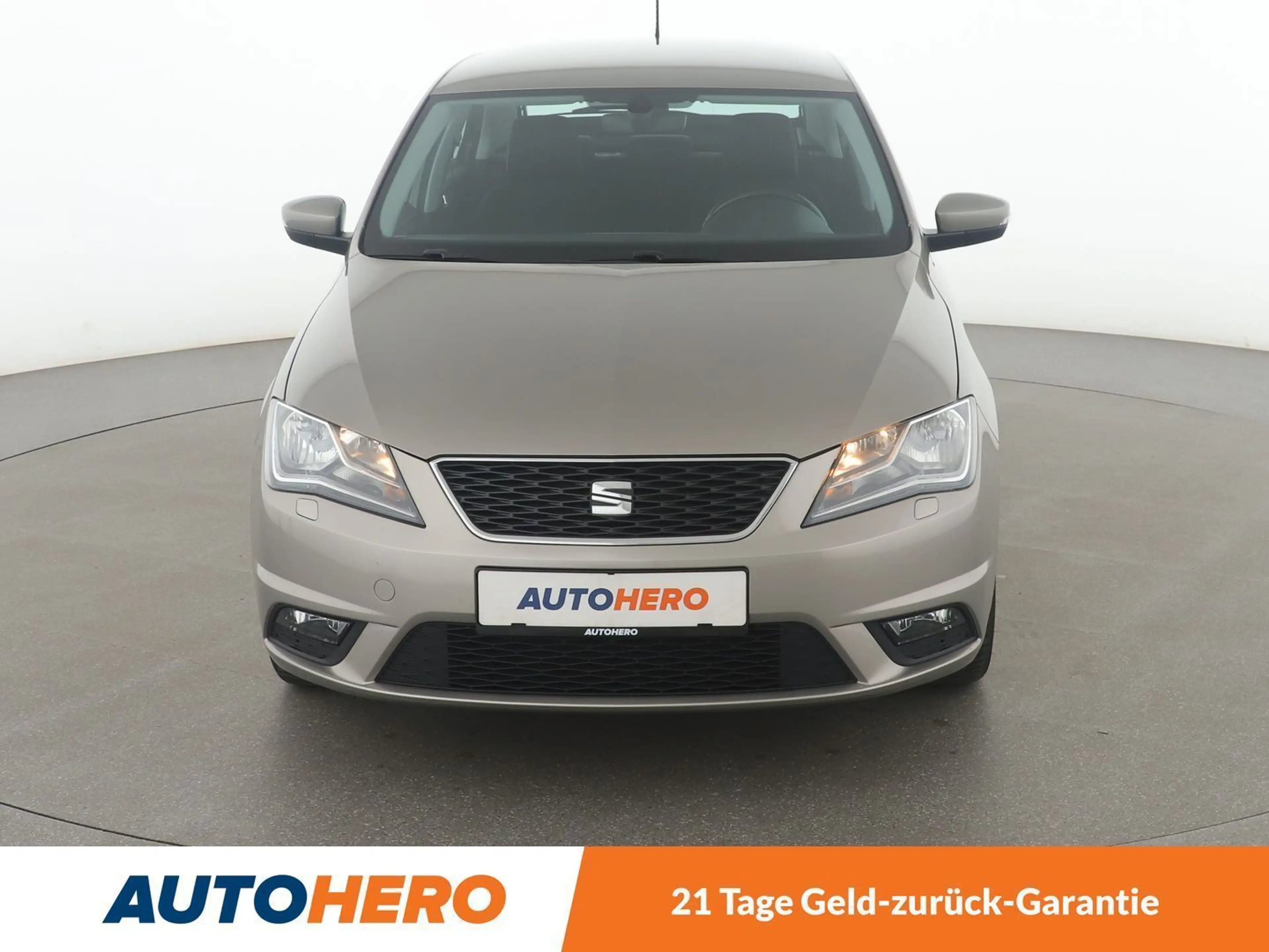 SEAT Toledo 1.0 TSI Style*TEMPO*PDC*SHZ*AHK*ALU*KLIMA* — photo 9