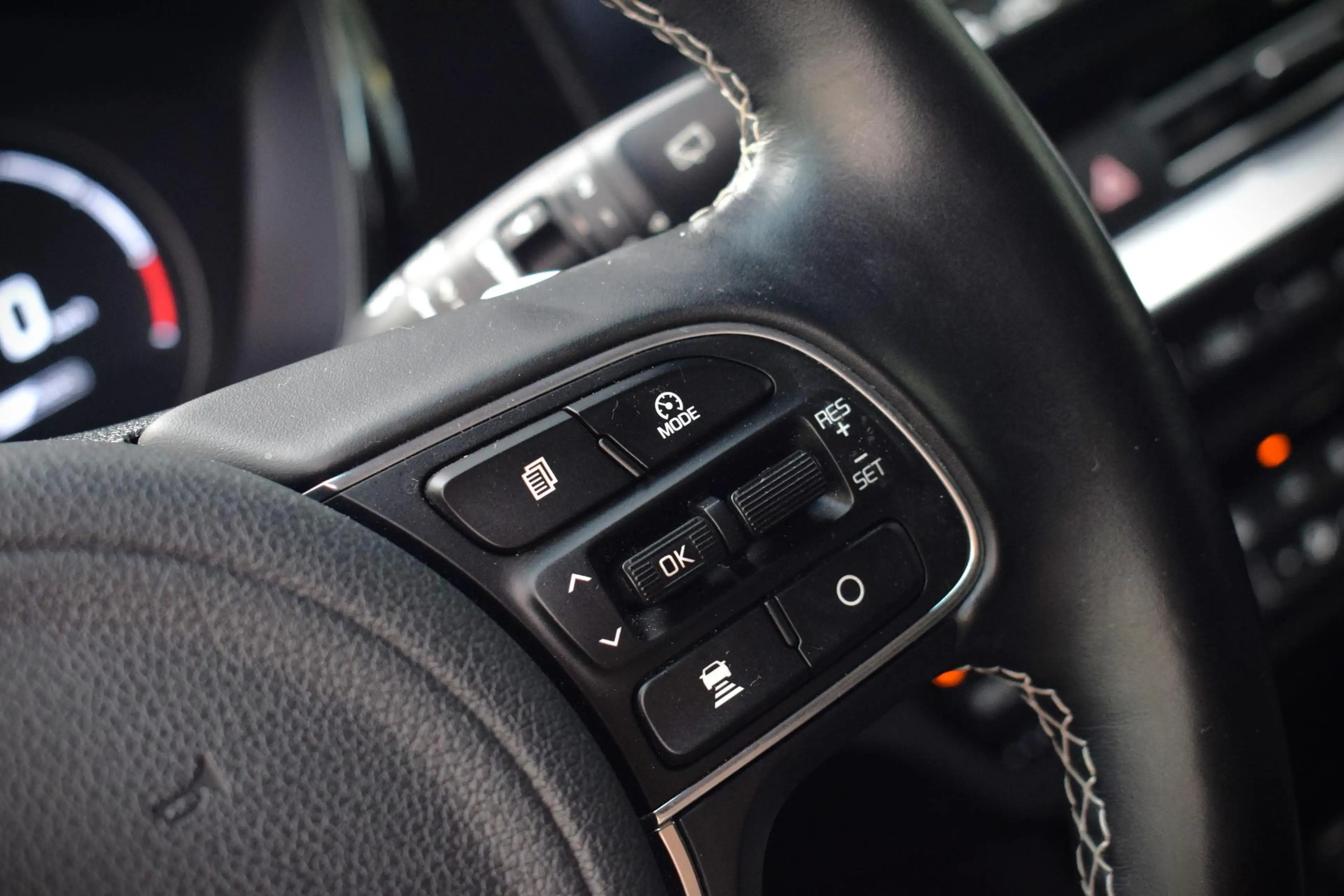 Kia e-Niro ExecutiveLine 64 kWh — photo 14