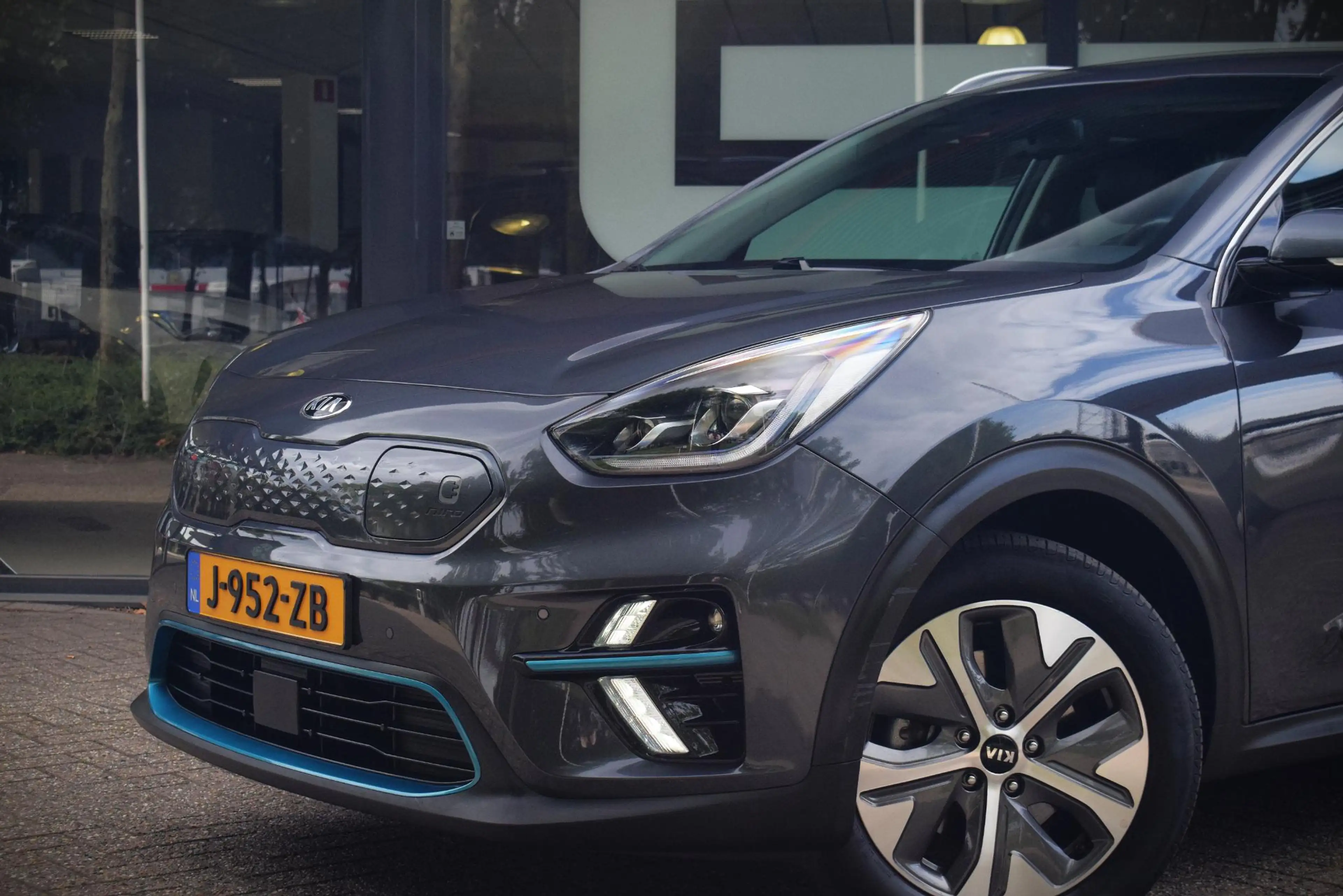 Kia e-Niro ExecutiveLine 64 kWh — photo 17