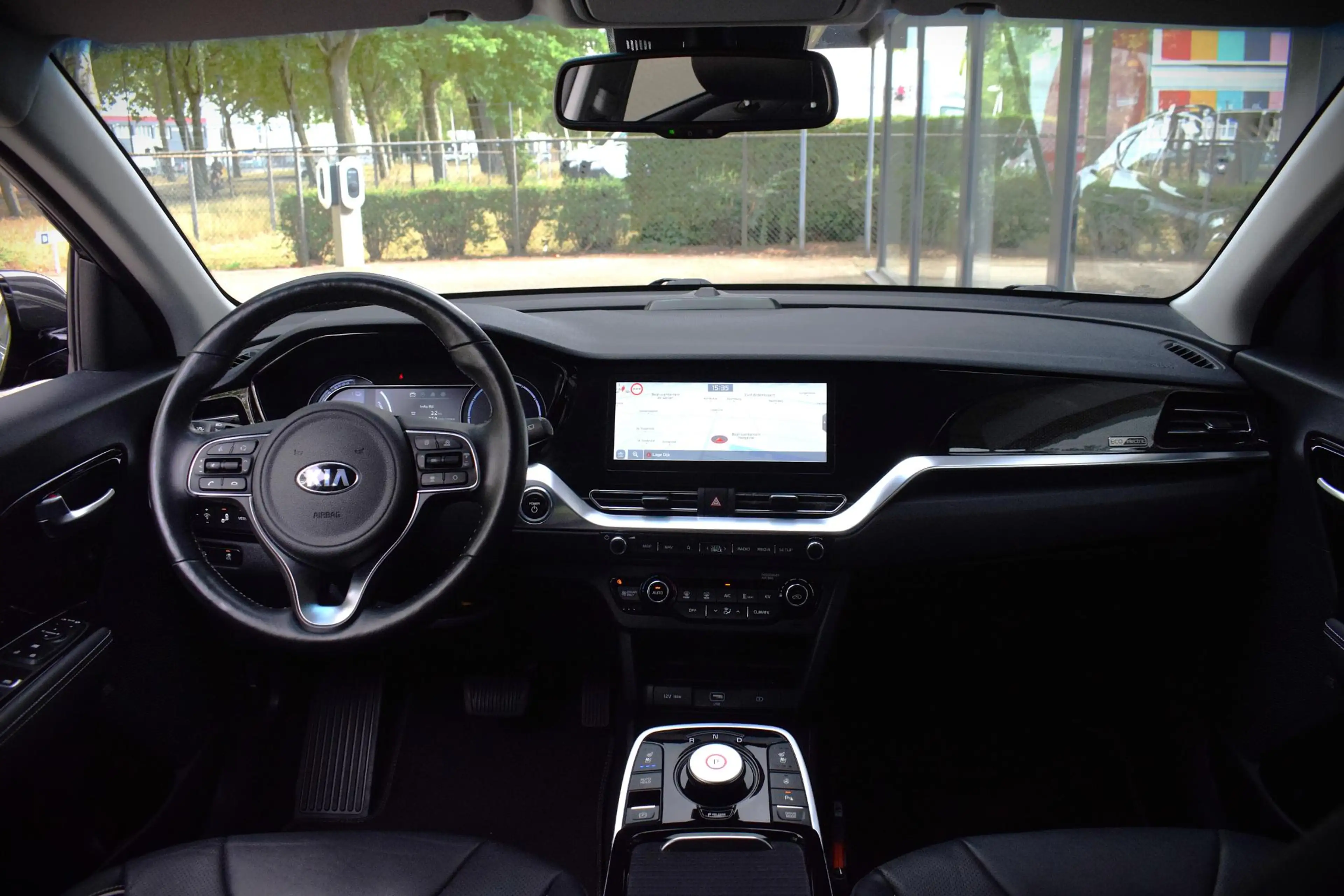 Kia e-Niro ExecutiveLine 64 kWh — photo 34