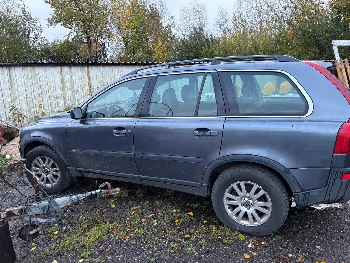 Volvo XC90 2.4D AWD Geartronic Summum Grau - 2