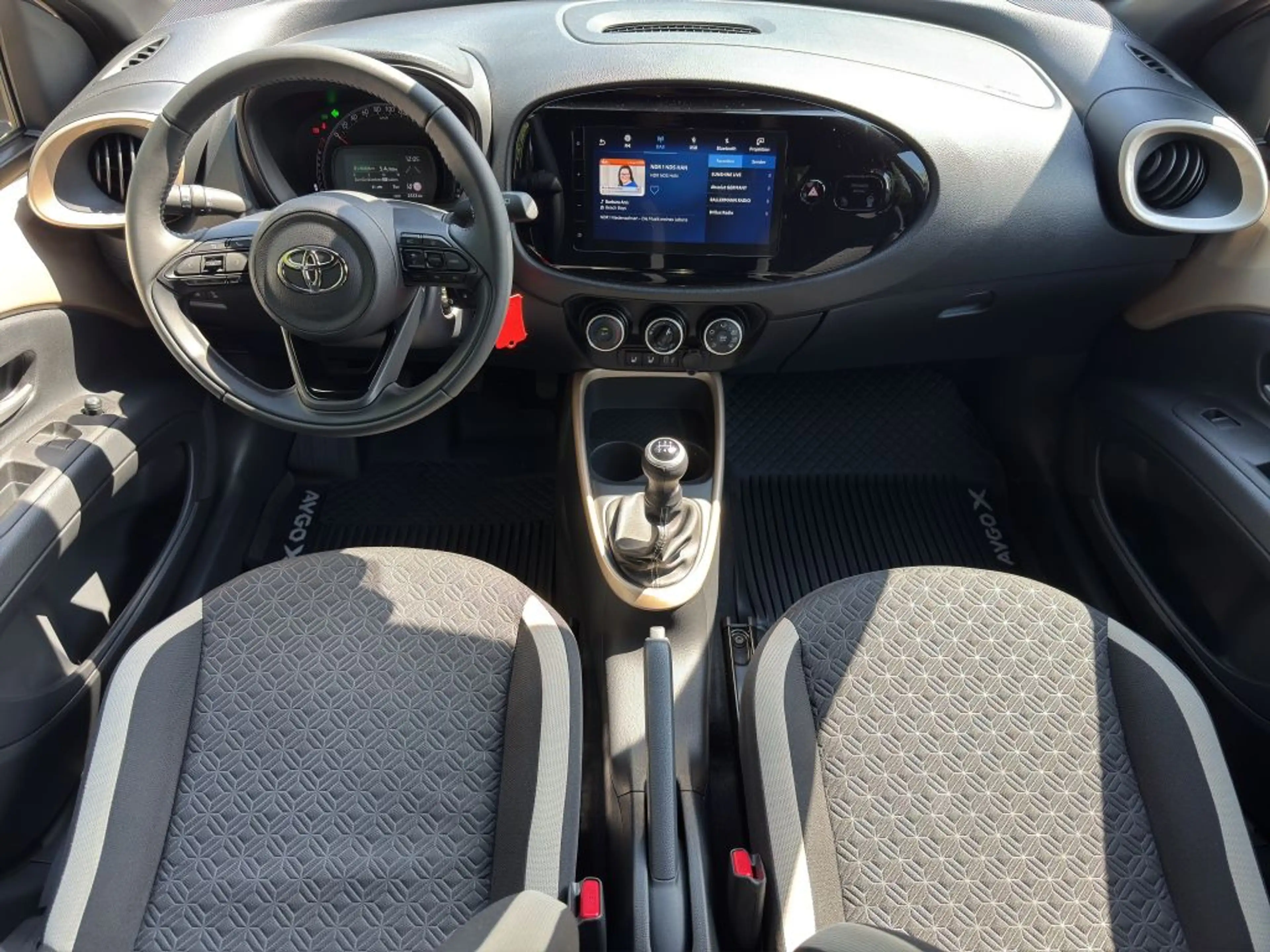 Toyota Aygo X Team D — photo 13