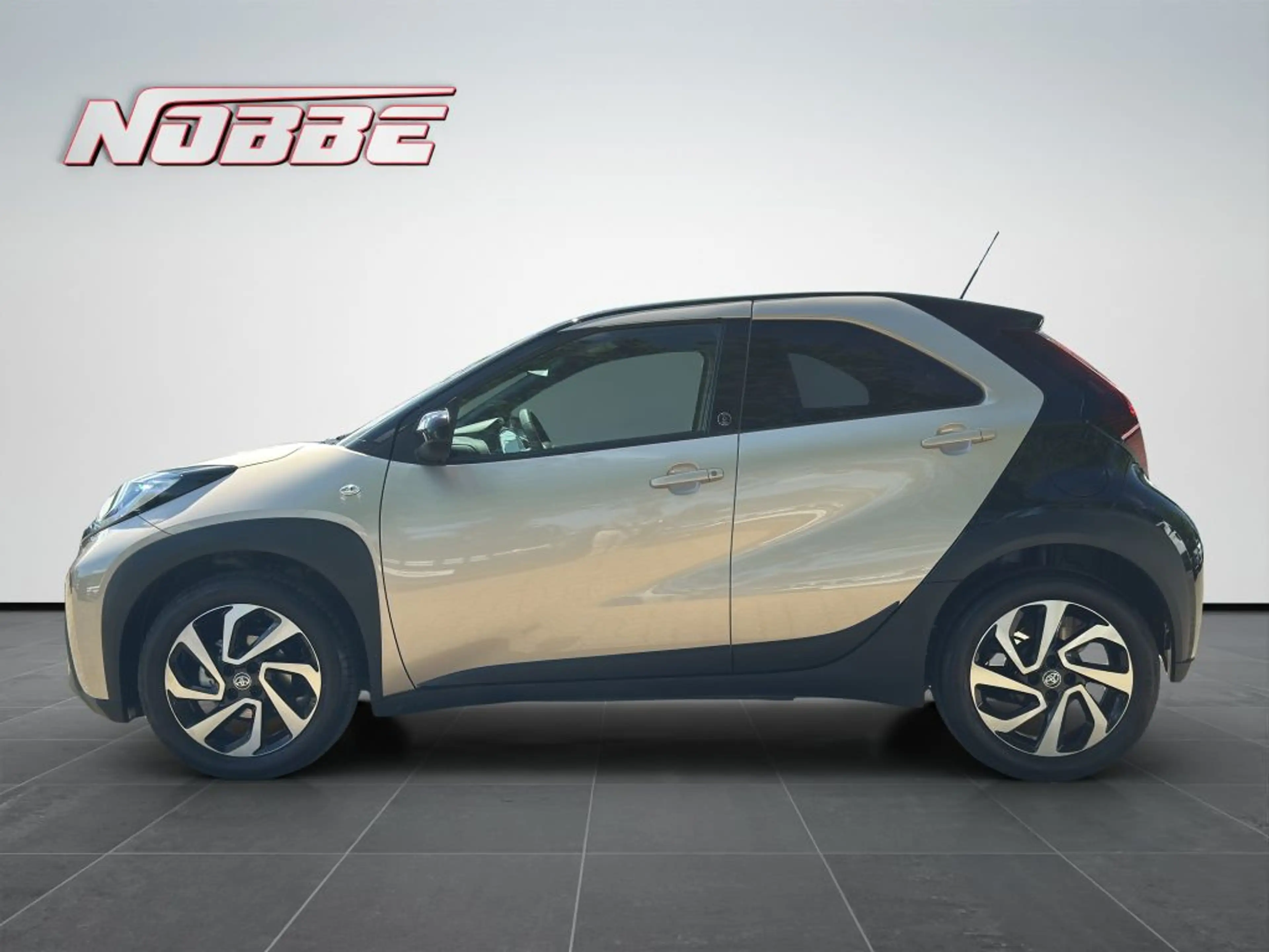 Toyota Aygo X Team D — photo 2