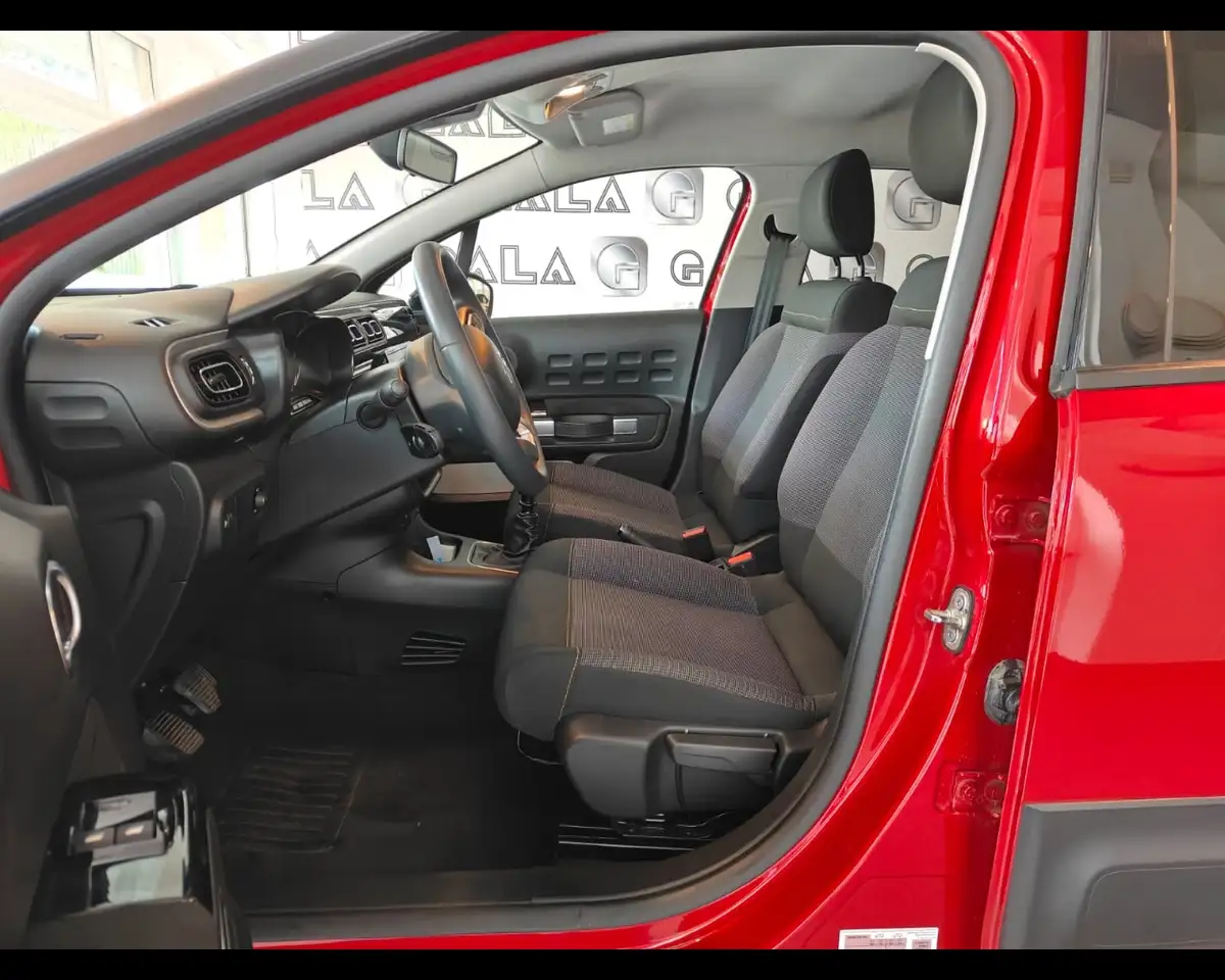 Citroen C3 1.2 puretech Max s&s 110cv 8