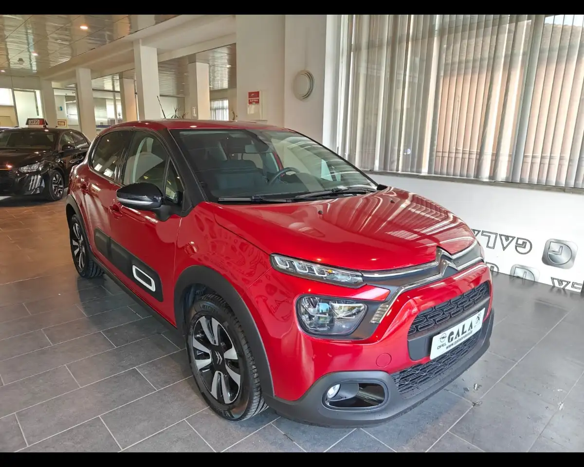 Citroen C3 1.2 puretech Max s&s 110cv