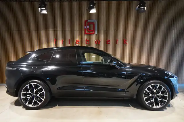 Aston Martin DBX V8*ufrei*BRD*1.Hd*Sportabgas*Body Pack Black*22''