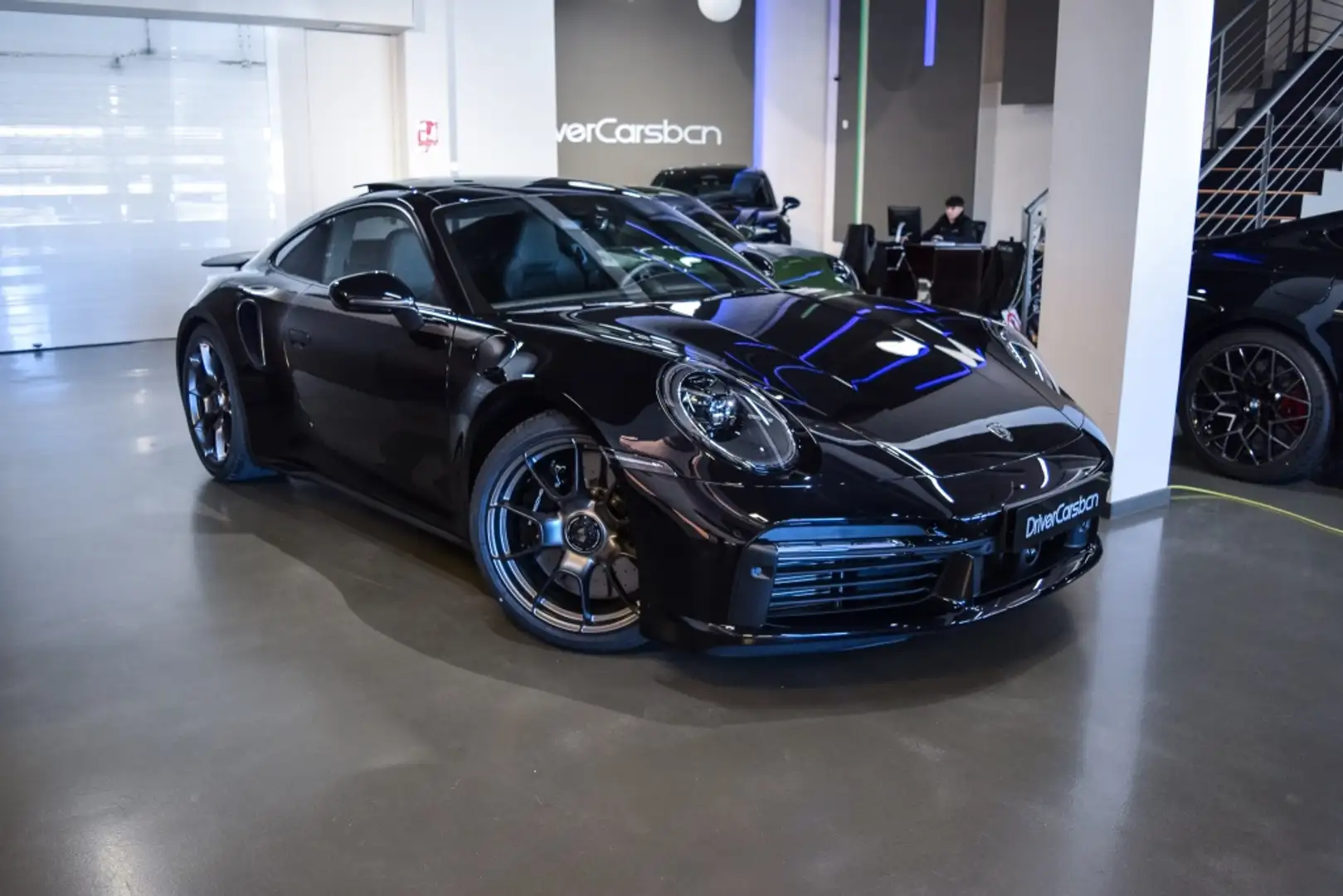 Porsche 992 Turbo S Coupé PDK Negro - 2
