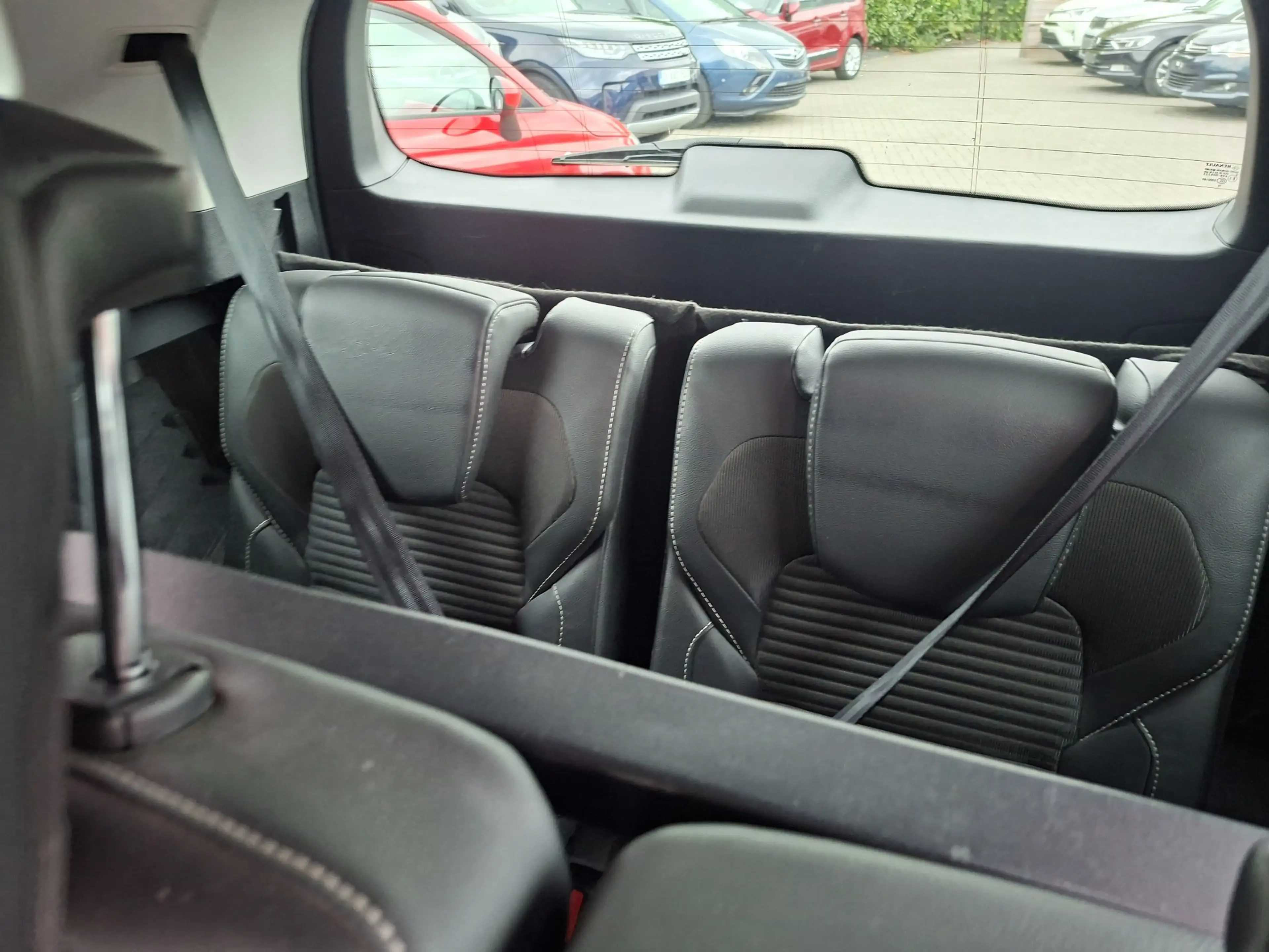 Renault Grand Scenic Grand Scénic 1.33 TCe Energy Bose Edition — photo 11