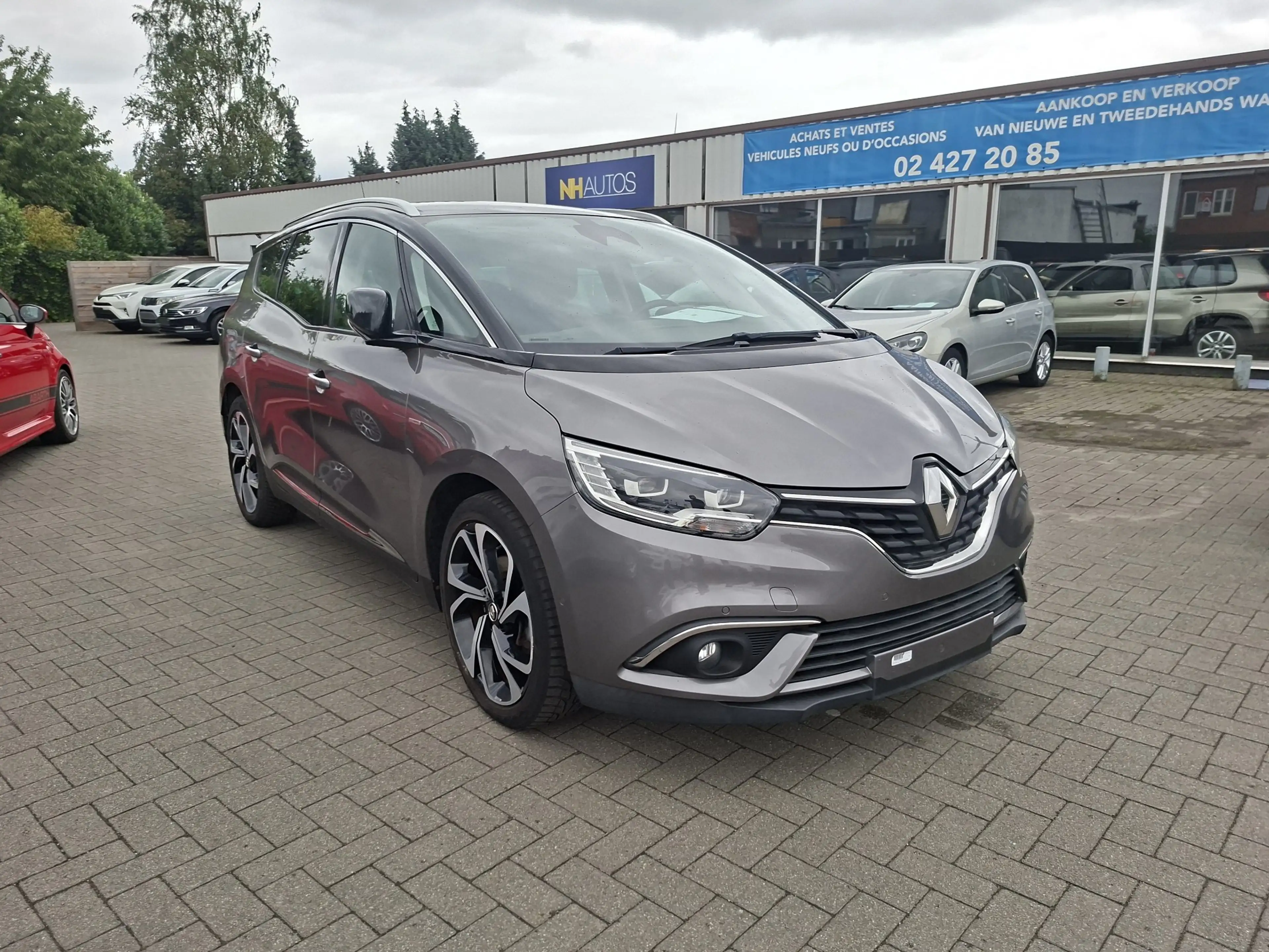 Renault Grand Scenic Grand Scénic 1.33 TCe Energy Bose Edition — photo 3