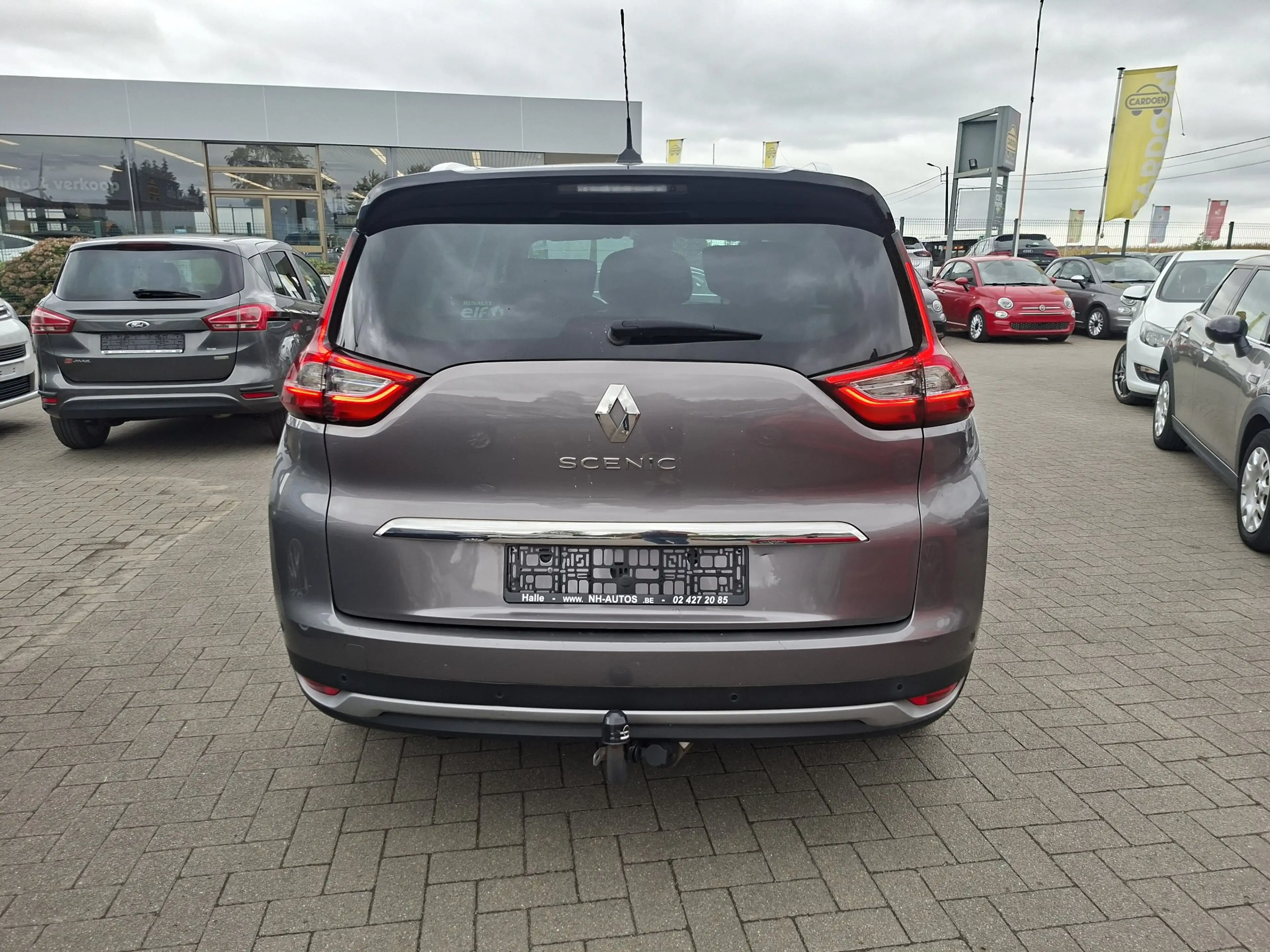 Renault Grand Scenic Grand Scénic 1.33 TCe Energy Bose Edition — photo 6