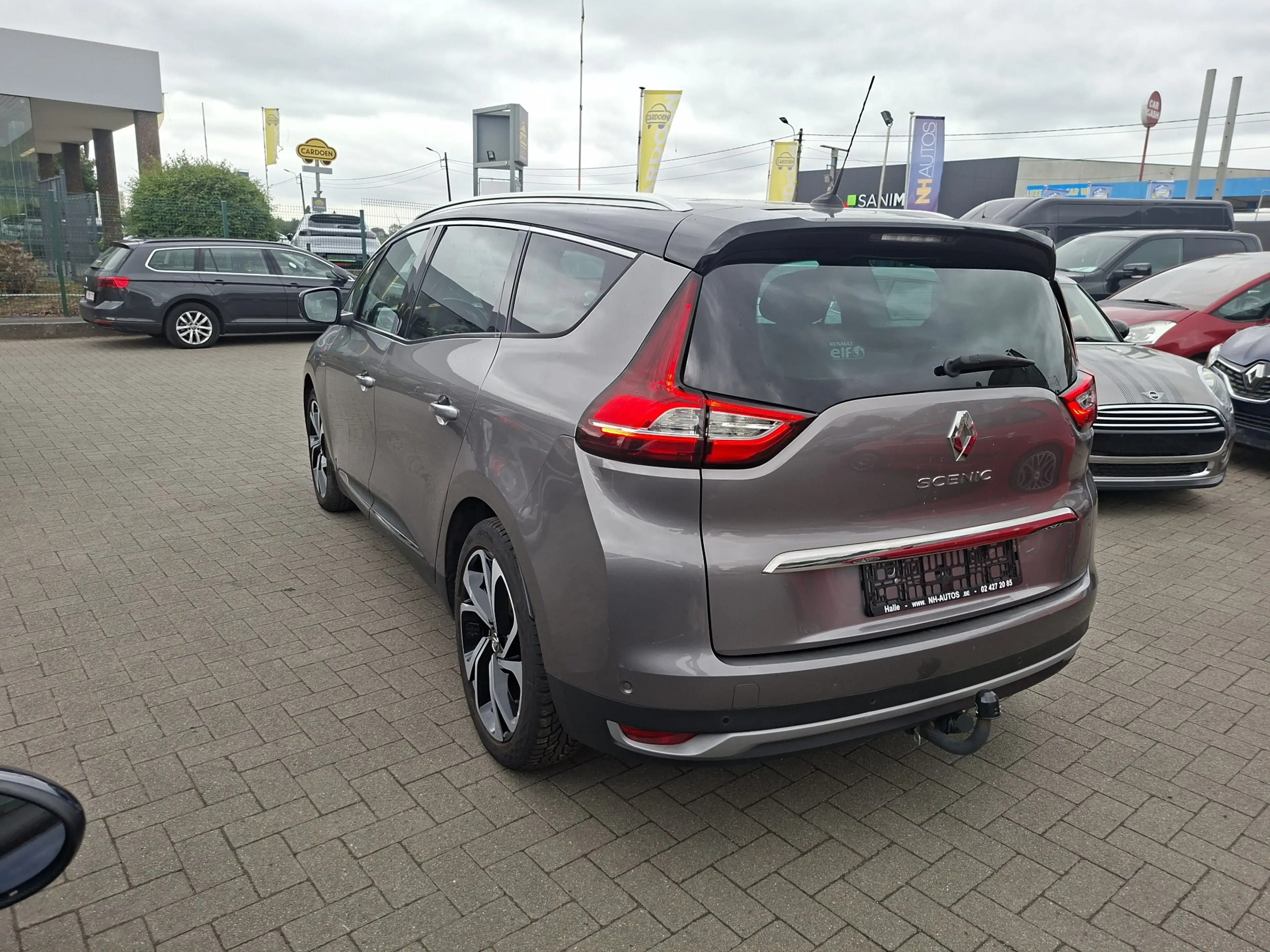 Renault Grand Scenic Grand Scénic 1.33 TCe Energy Bose Edition — photo 7