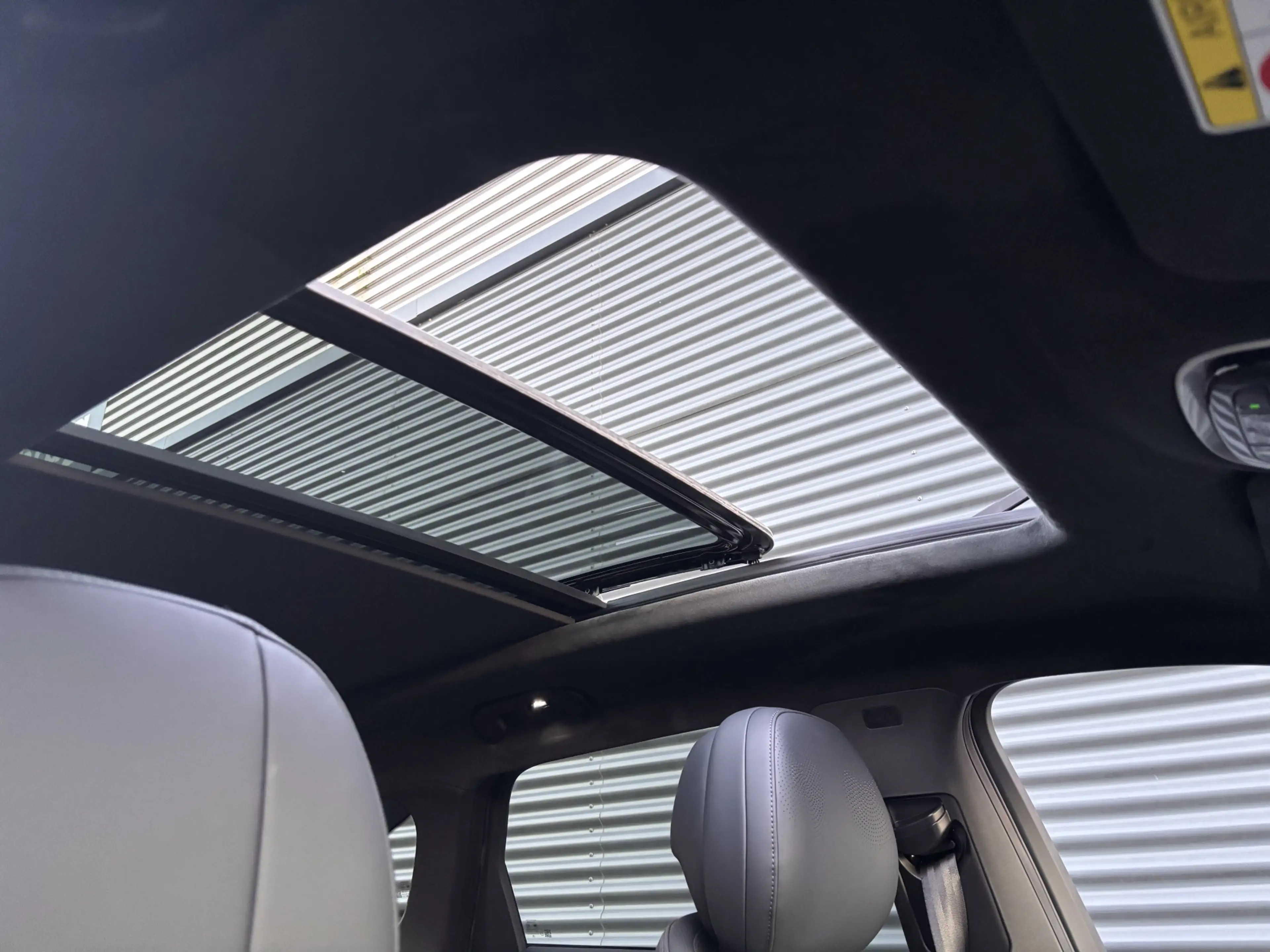 Omoda 9 Premium Plug-In Hybride Automaat met 1100 km Range — photo 11
