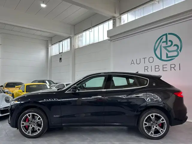 Maserati Gransport view 4