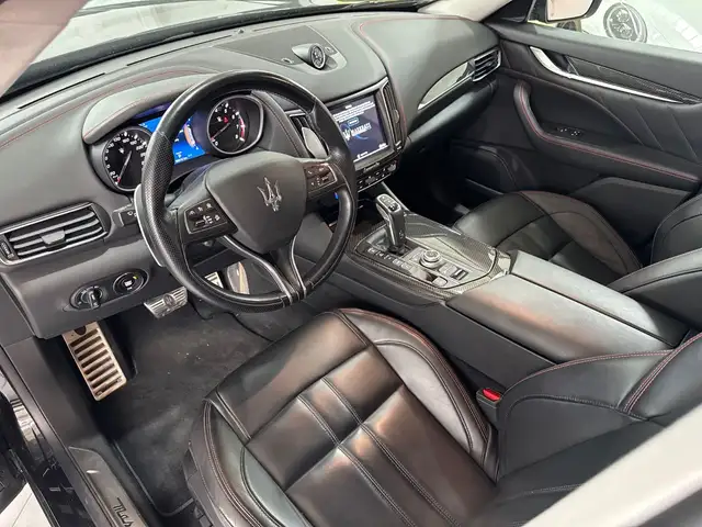 Maserati Gransport view 11
