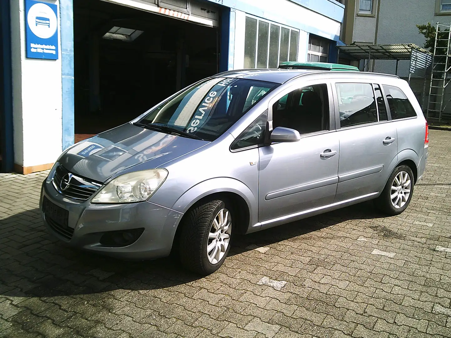 Opel Zafira Edition B  7 Sitzer Silber - 1