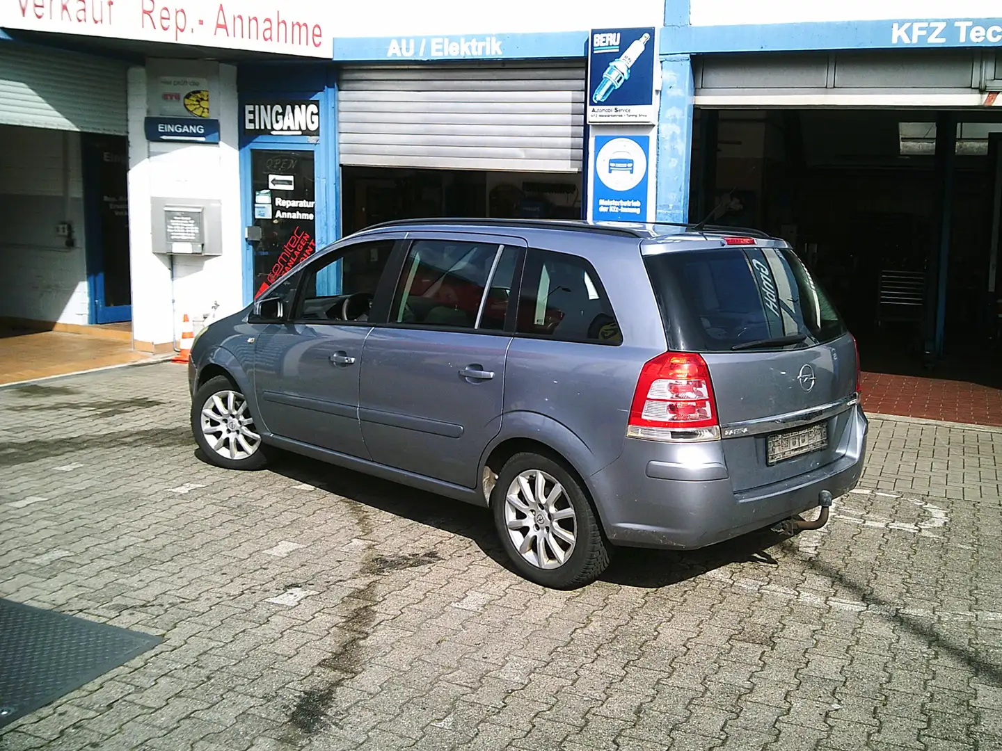 Opel Zafira Edition B  7 Sitzer Silber - 2