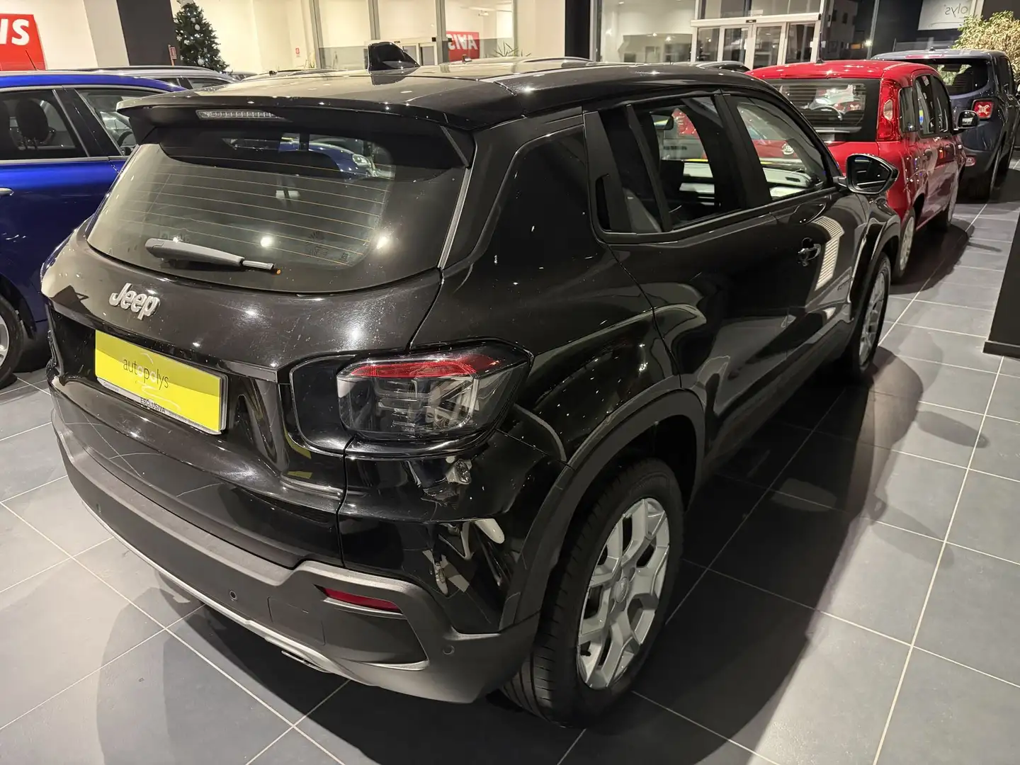 Jeep Avenger Avenger 1.2 Turbo 100 CV Altitude Schwarz - 2