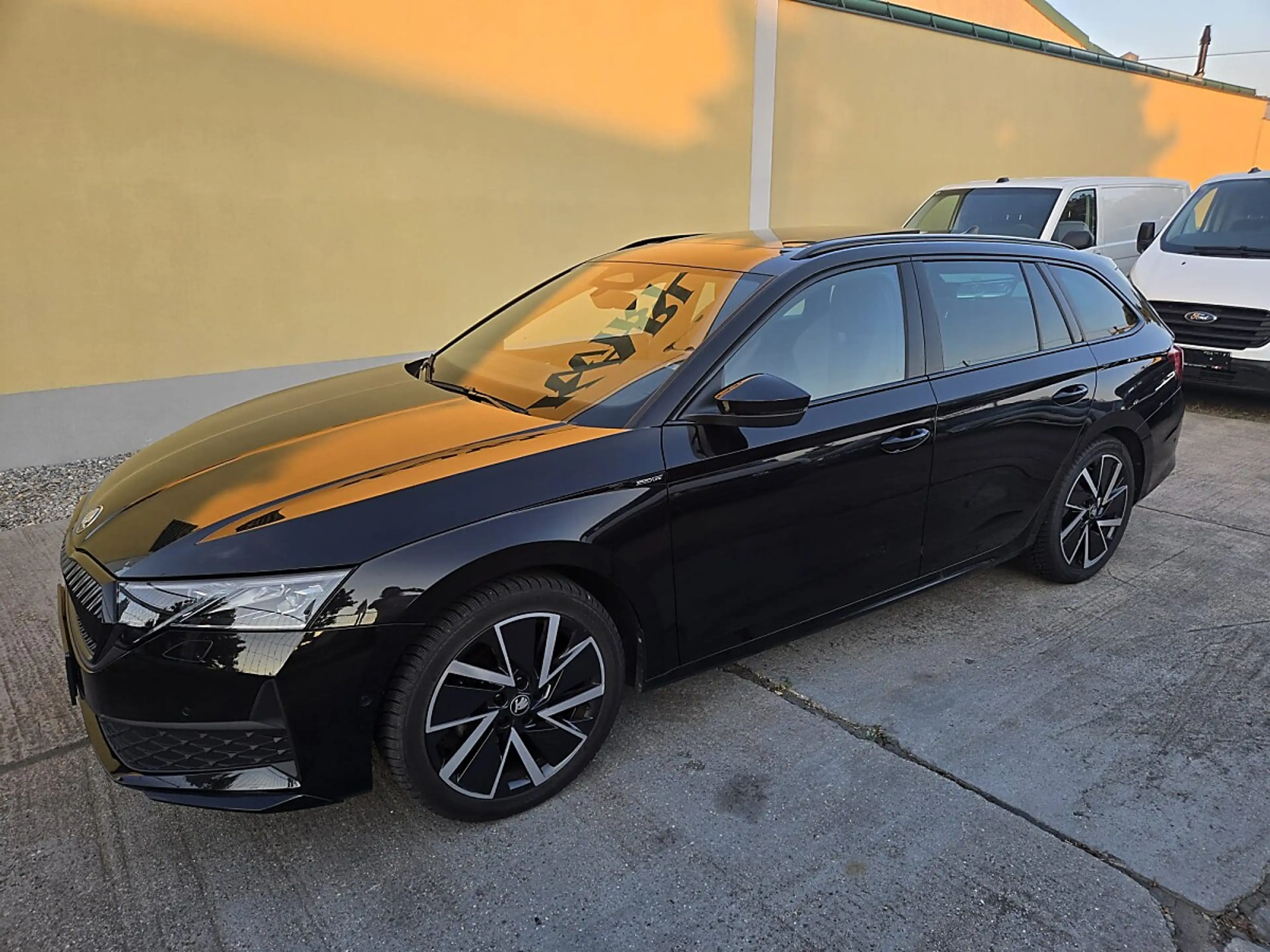 Skoda Octavia Kombi 1,5 TSI mHEV Sportline DSG — photo 7