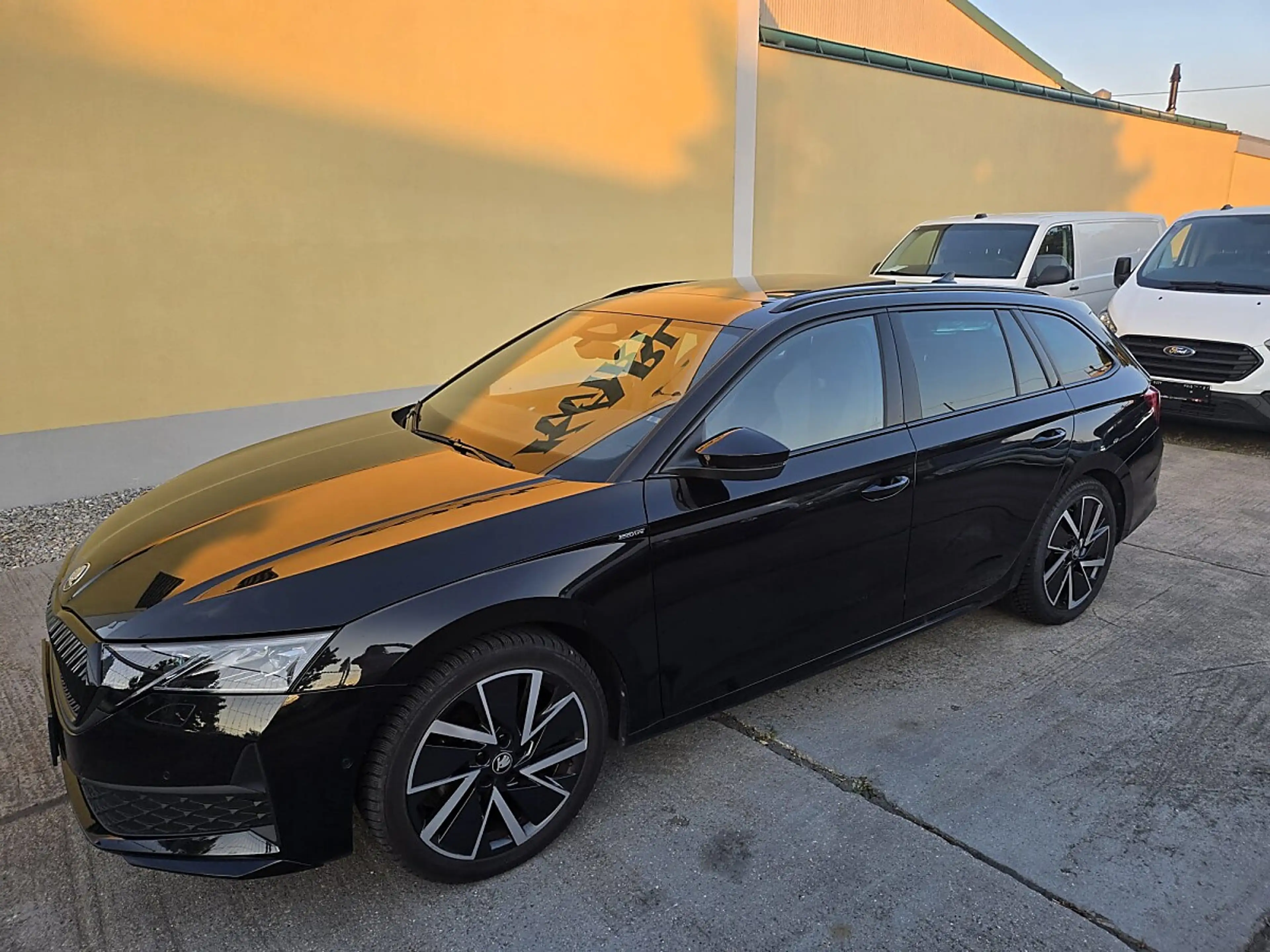 Skoda Octavia Kombi 1,5 TSI mHEV Sportline DSG — photo 10