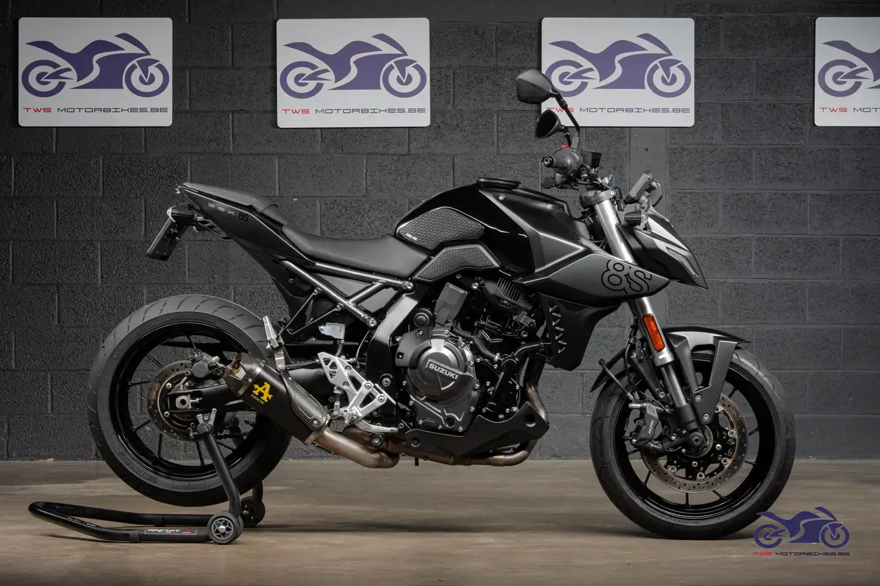 Suzuki GSX 8S