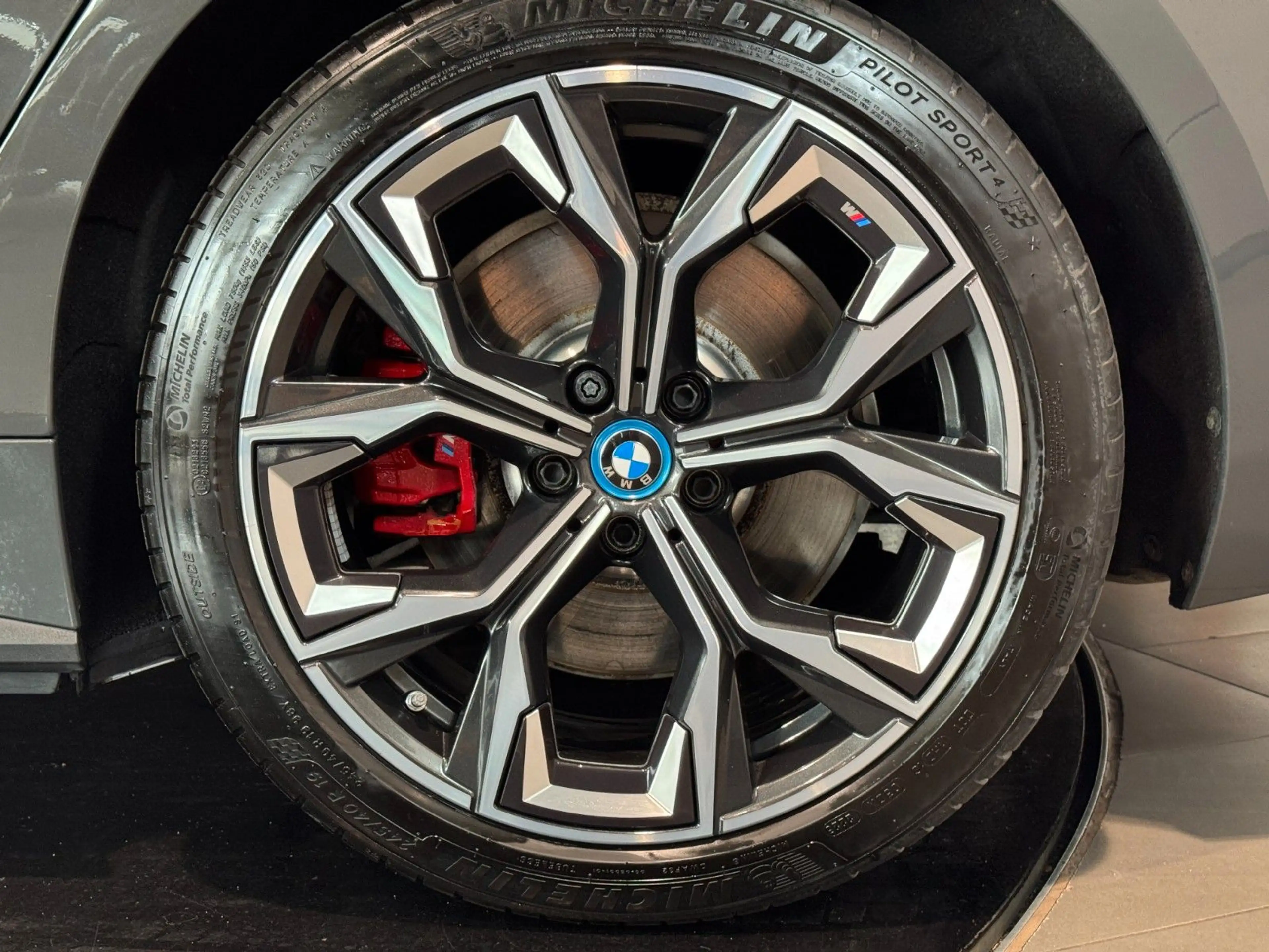 BMW i4 GranCoupe 40e M-Sport Pro AmbienteB HUD ACC — photo 5