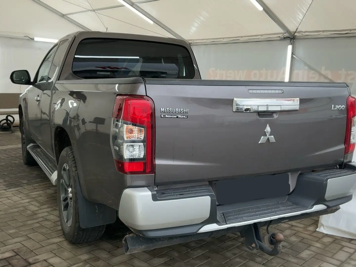 Mitsubishi L200 2.2 4x4 Club Cab GANCIO DI TRAINO 26650 +IVA Brun - 2