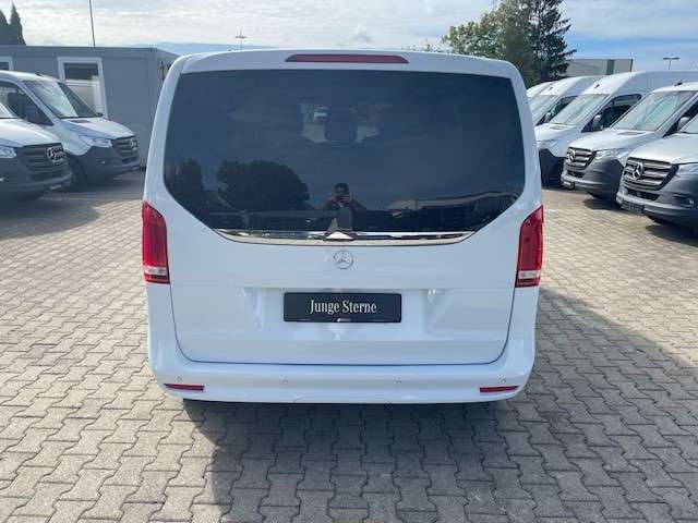 Mercedes-Benz V 250