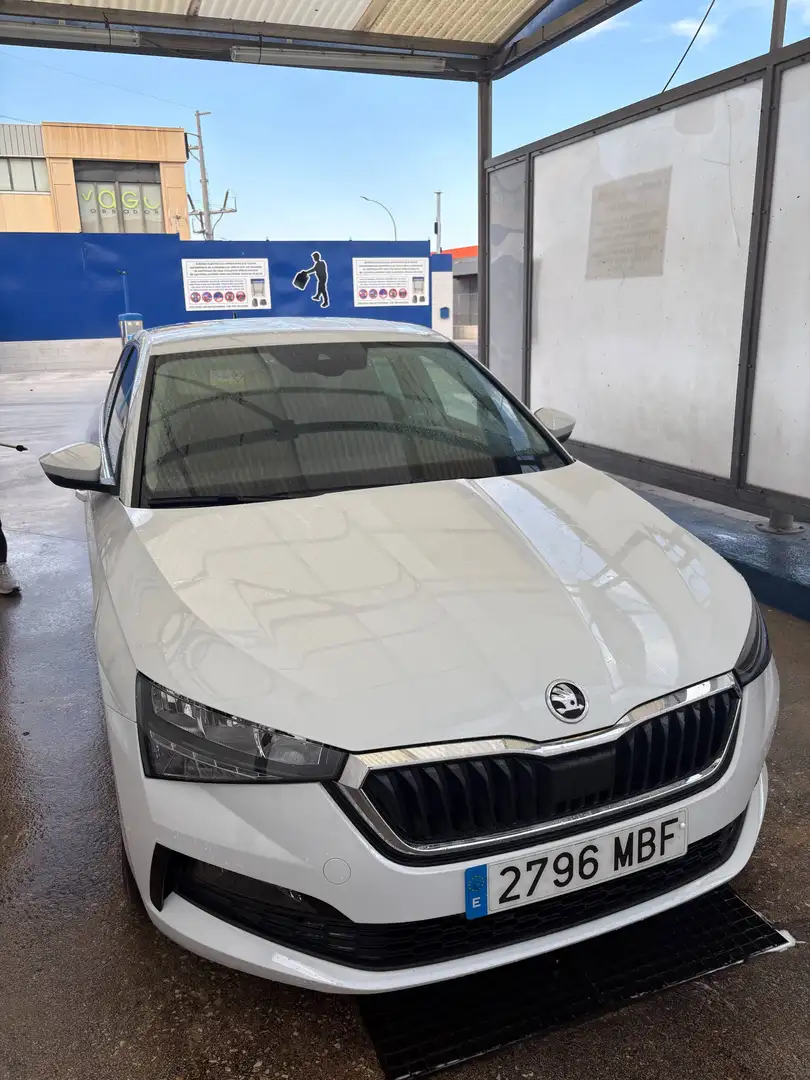 Skoda Scala Scala 1.0 TSI Ambition 81kW Ambition Blanco - 2