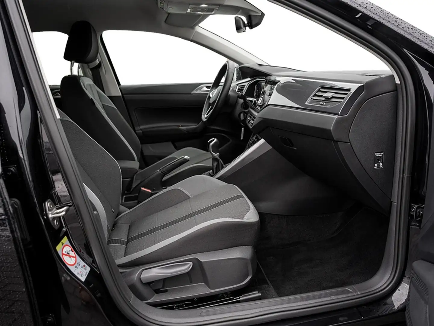 Volkswagen Polo 1.0 TSI Style IQ Drive ACC Navi PDC SHZ Schwarz - 2