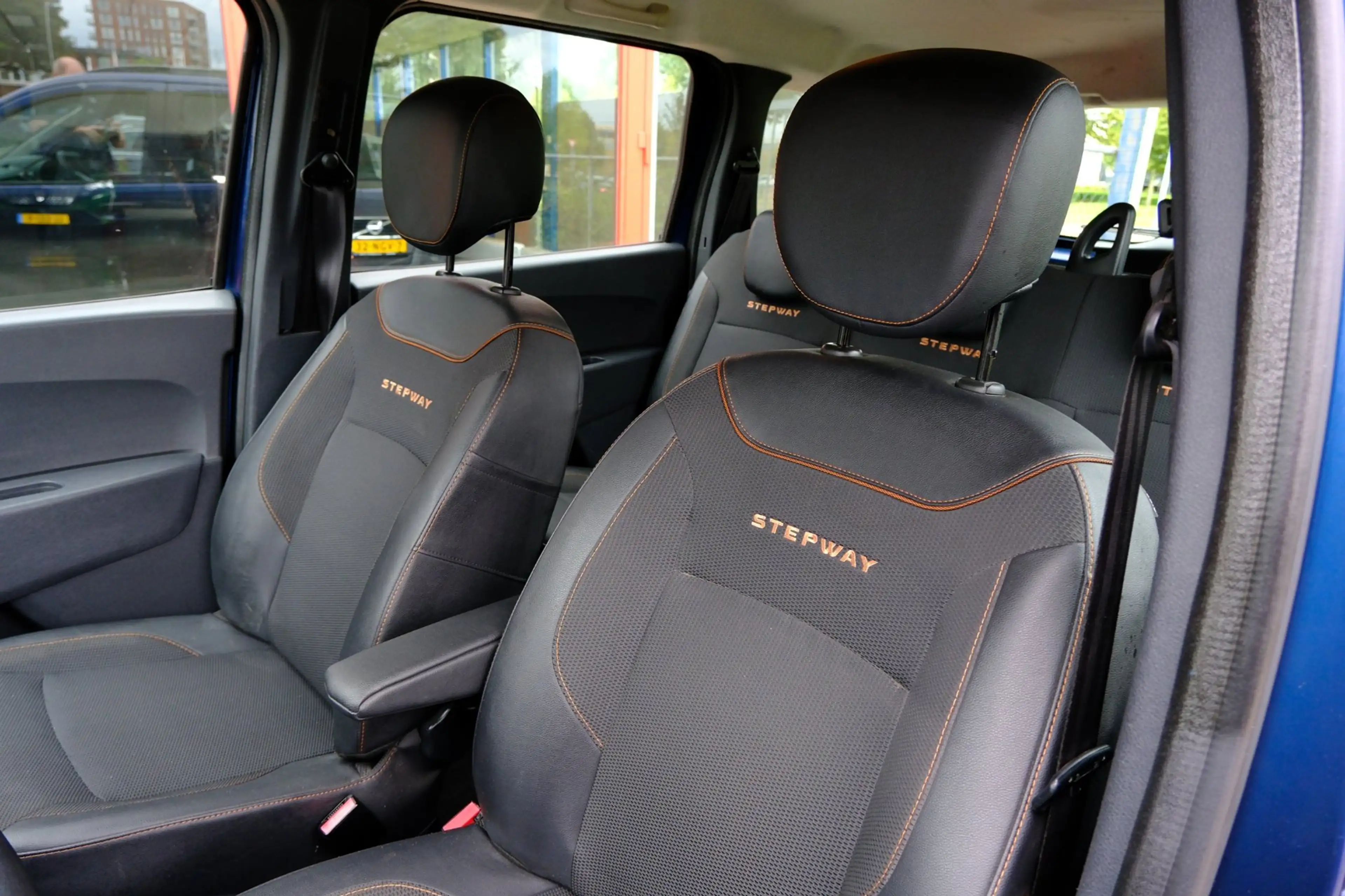Dacia Lodgy 1.2 TCe Série Limitée Stepway Navi|Airco|Cruise|Ha — photo 22
