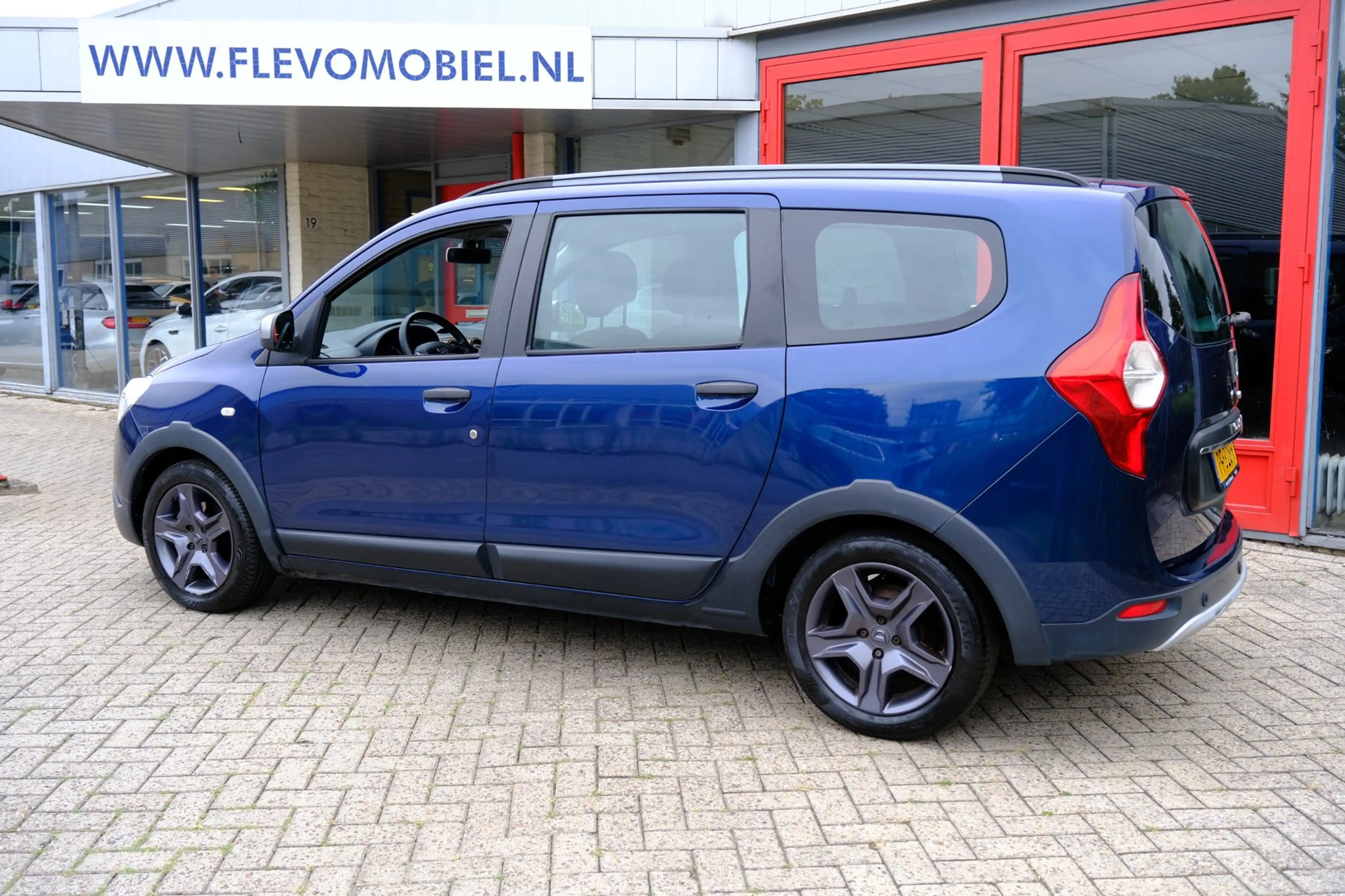 Dacia Lodgy 1.2 TCe Série Limitée Stepway Navi|Airco|Cruise|Ha — photo 26