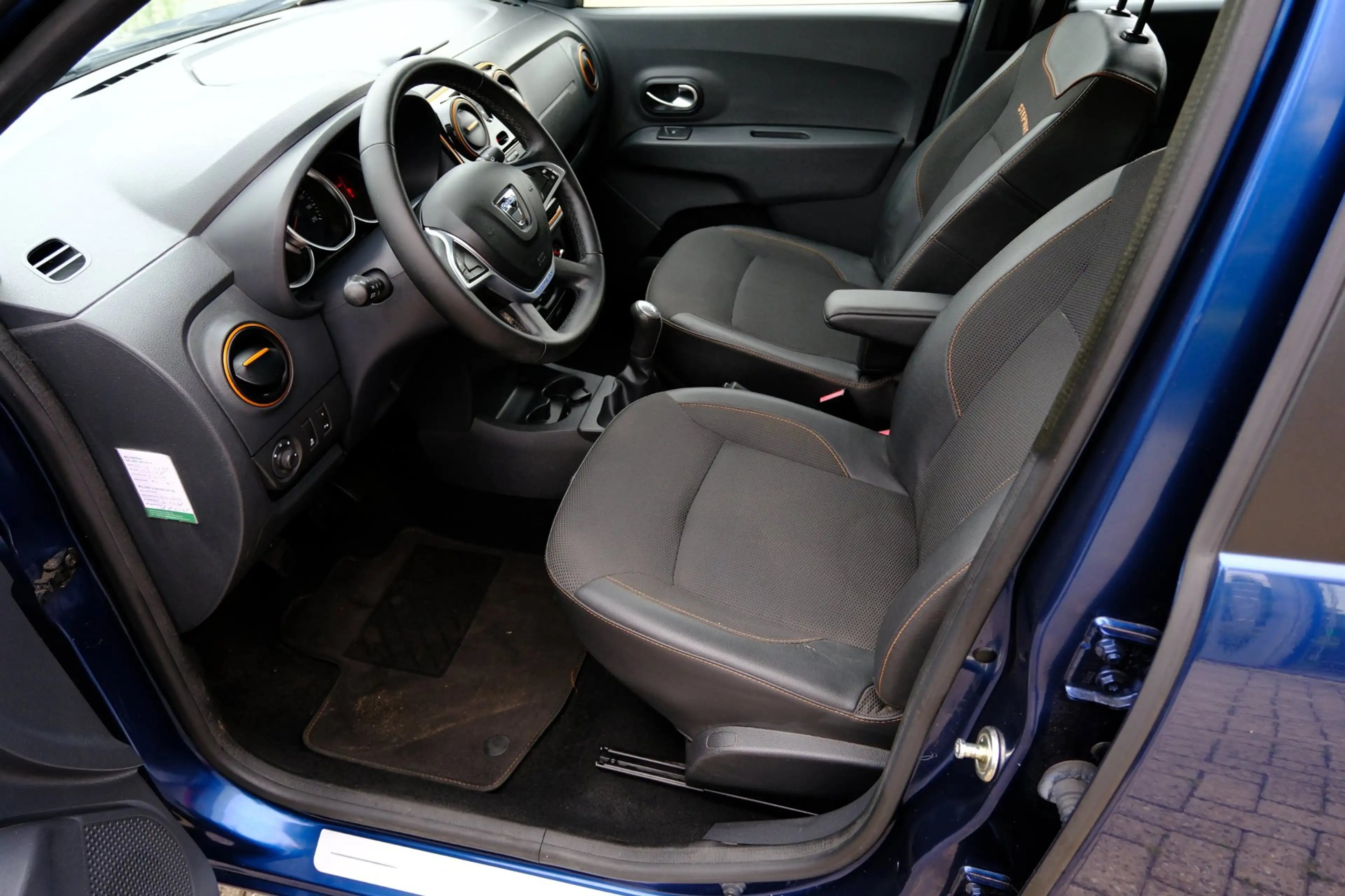 Dacia Lodgy 1.2 TCe Série Limitée Stepway Navi|Airco|Cruise|Ha — photo 2