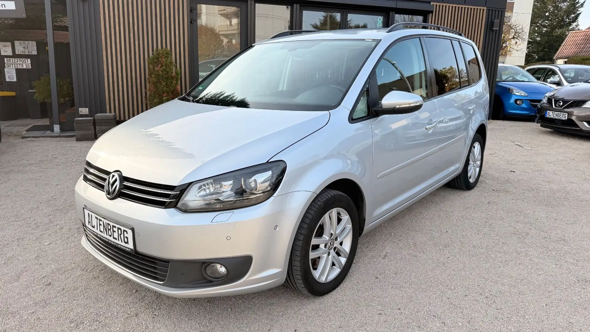 Volkswagen Touran Comfortline Silber - 1