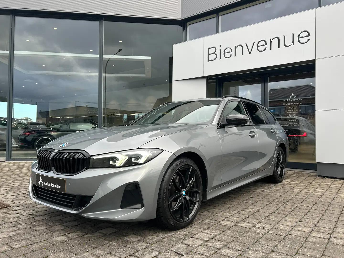 BMW 318 Touring dA *GARANTIE*1ER PROP*CARPLAY*NEW LIFT* Gris - 1