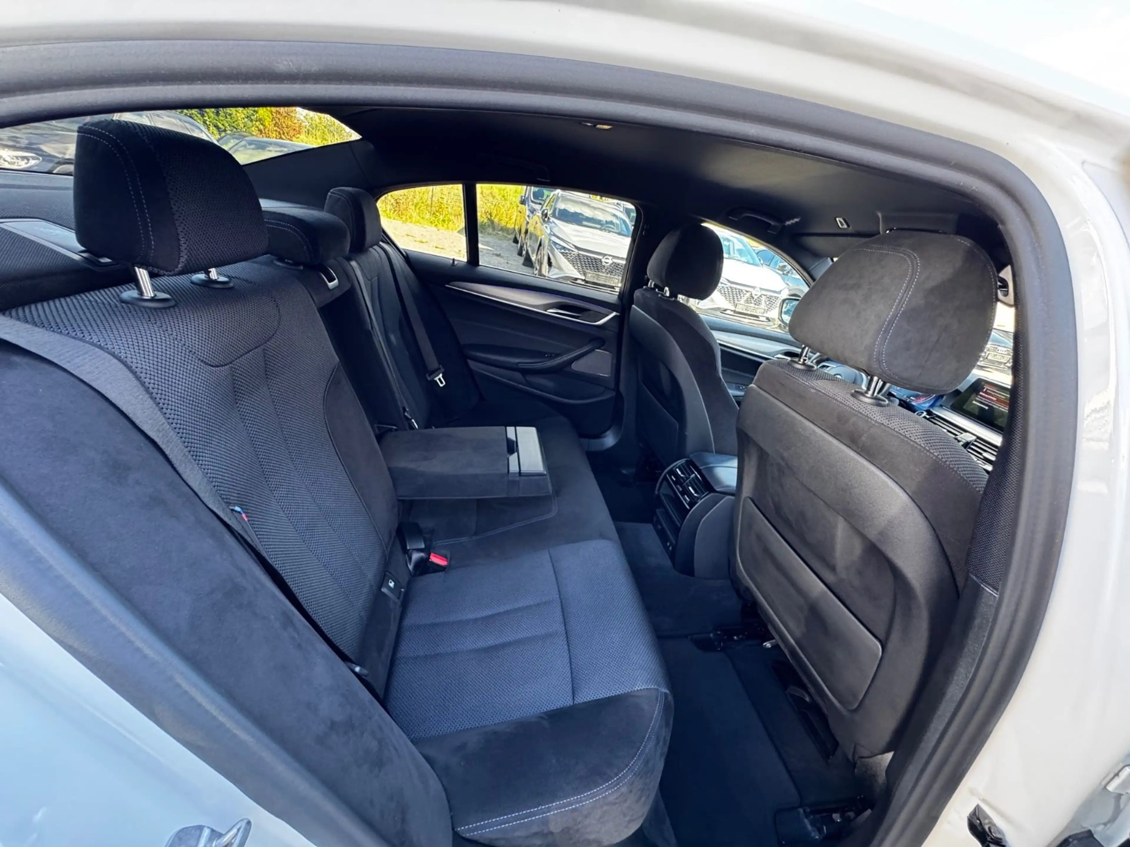BMW 520 d Lim.M Sport/Head-Up — photo 12