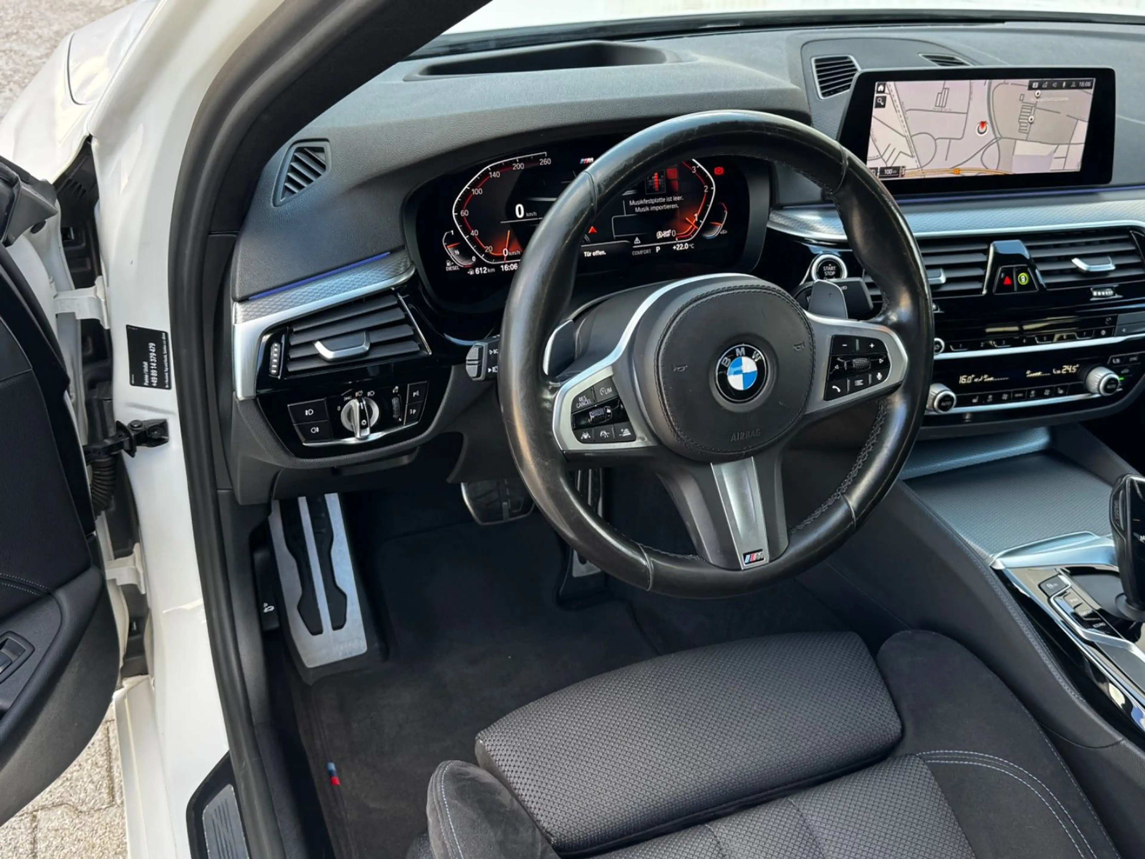 BMW 520 d Lim.M Sport/Head-Up — photo 3