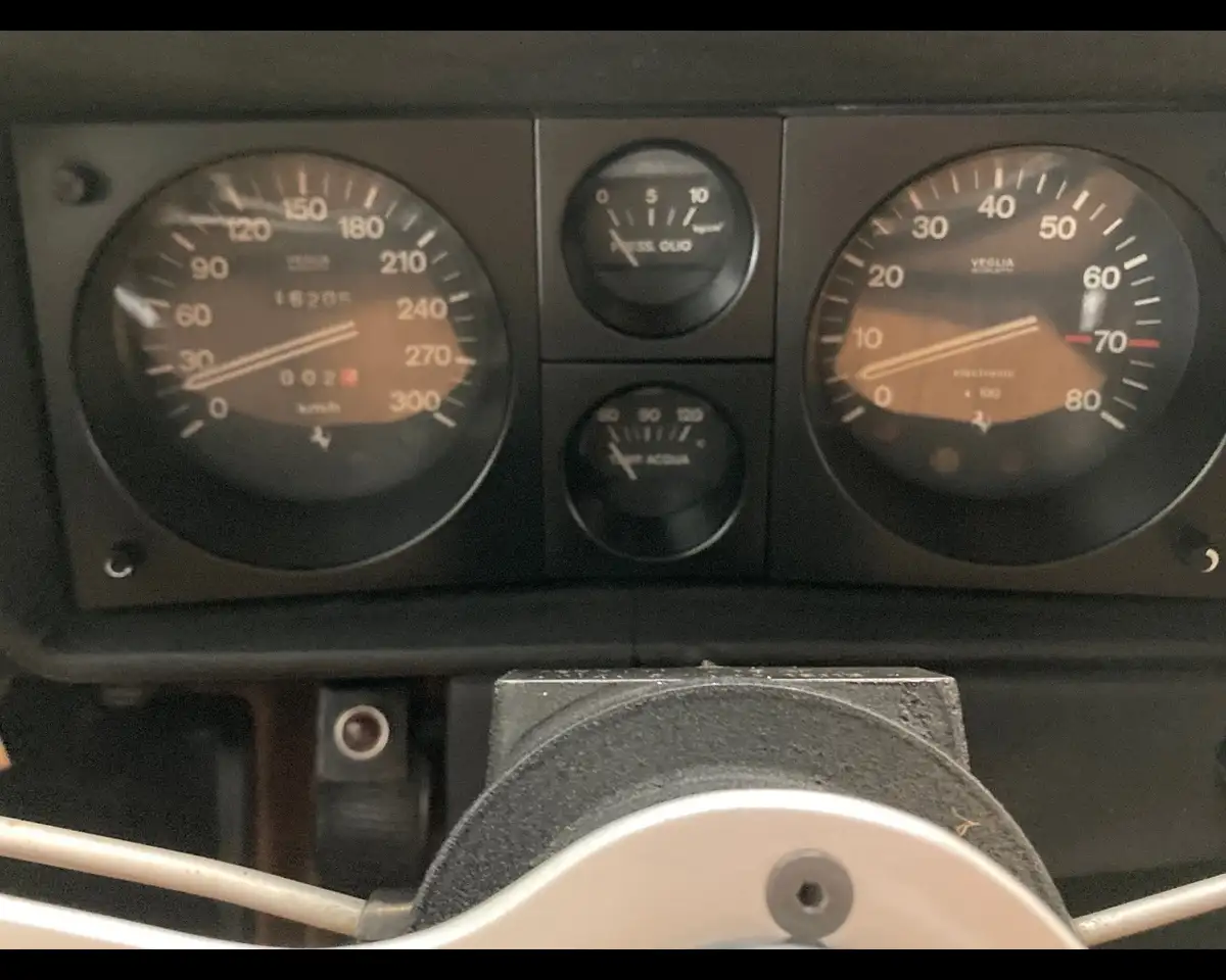 Ferrari 365 GT4 2+2 V12, foto 8